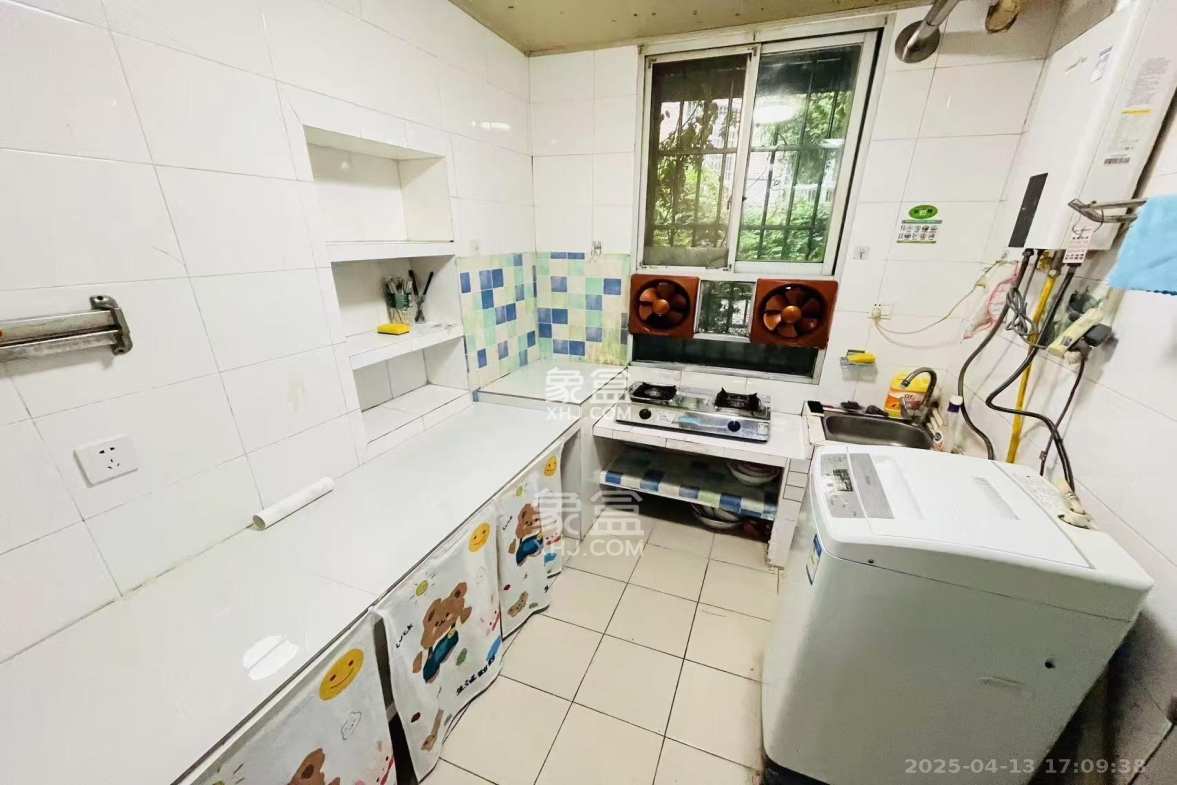 南沙井红旗织布厂宿舍 1室1厅1卫 1600.0元/月 南沙井红旗织布厂宿舍 1室1厅1卫 1600.0元/月室内图