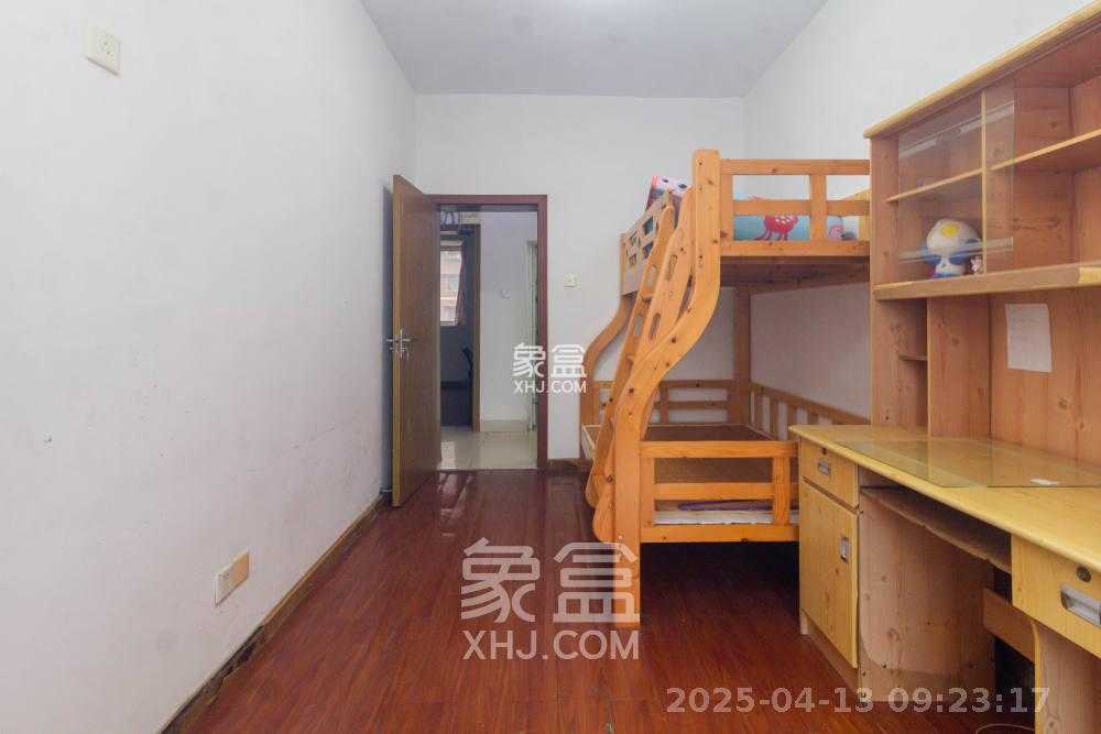 东城名苑  3室2厅2卫   1500.00元/月