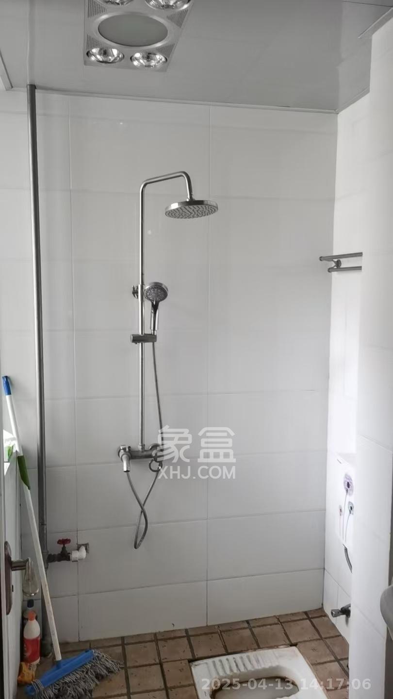 鑫远湘府逸园  1室1厅1卫    1500.0元/月室内图