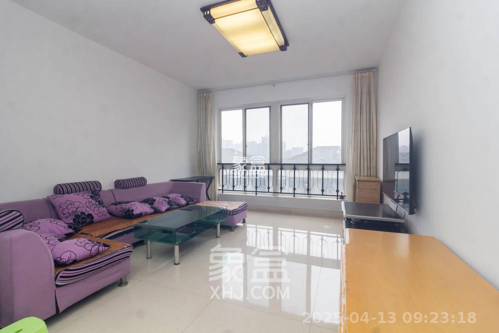 东城名苑  3室2厅2卫    1500.0元/月 东城名苑  3室2厅2卫    1500.0元/月室内图