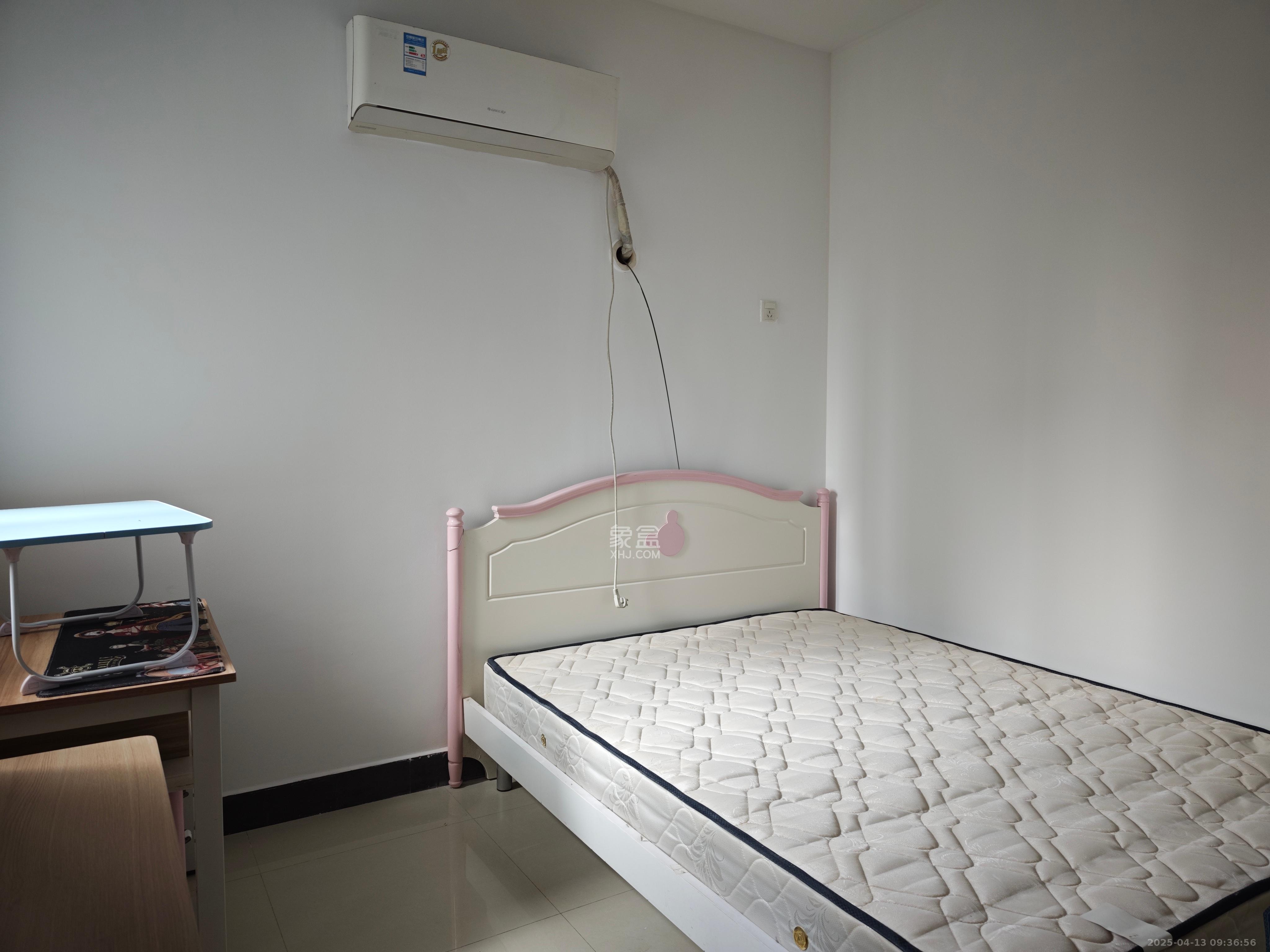 建鸿达现代公寓 2室2厅1卫 2200.0元/月 建鸿达现代公寓 2室2厅1卫 2200.0元/月室内图