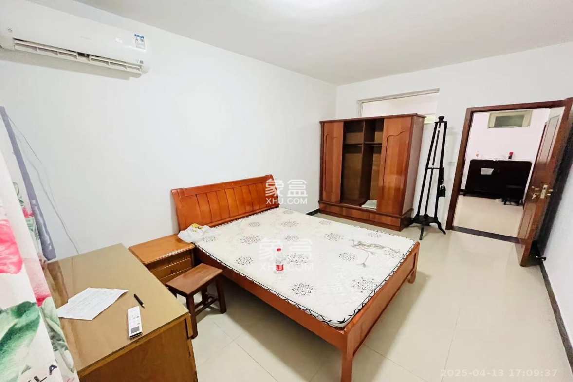 南沙井红旗织布厂宿舍 1室1厅1卫 1600.0元/月 南沙井红旗织布厂宿舍 1室1厅1卫 1600.0元/月室内图