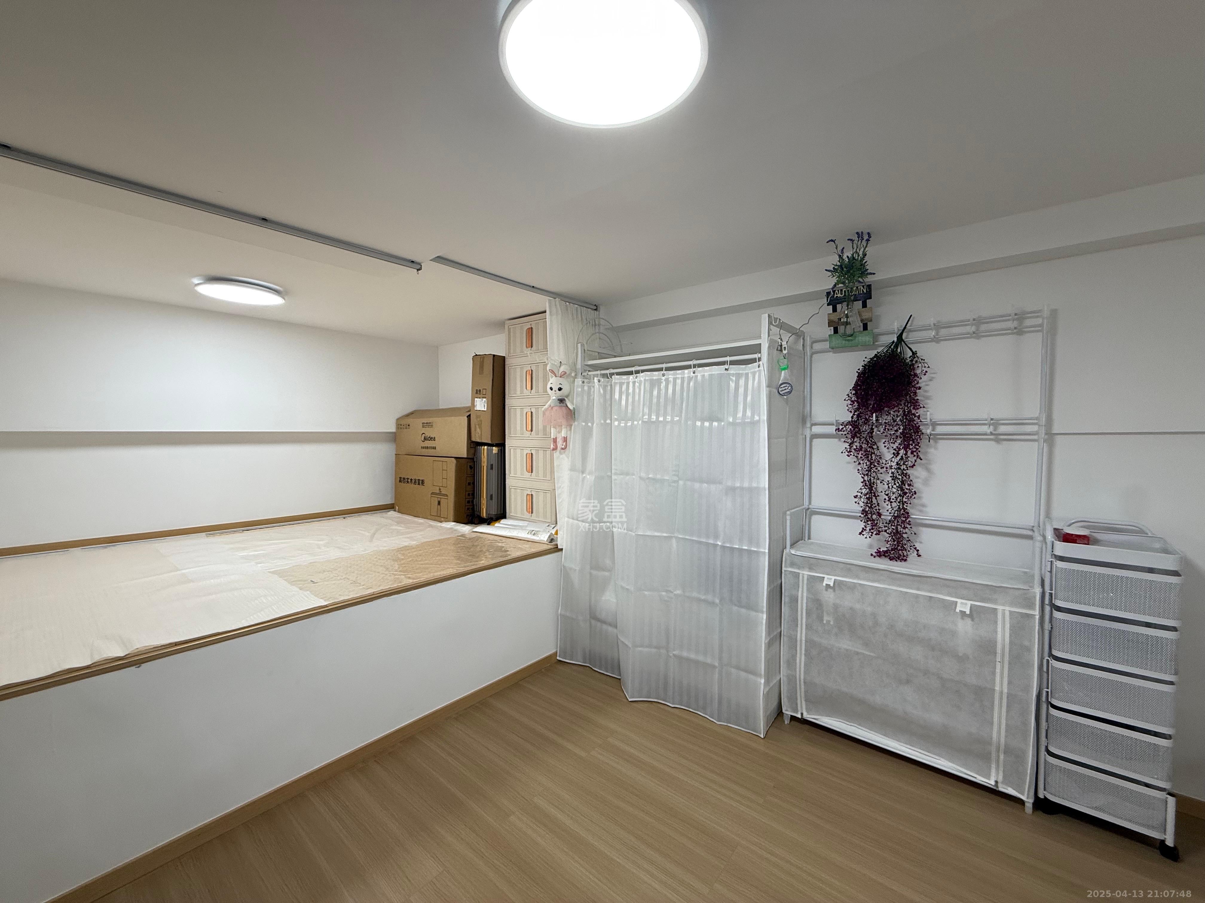 复地滨江金融中心 2室1厅1卫 3000.0元/月 复地滨江金融中心 2室1厅1卫 3000.0元/月室内图