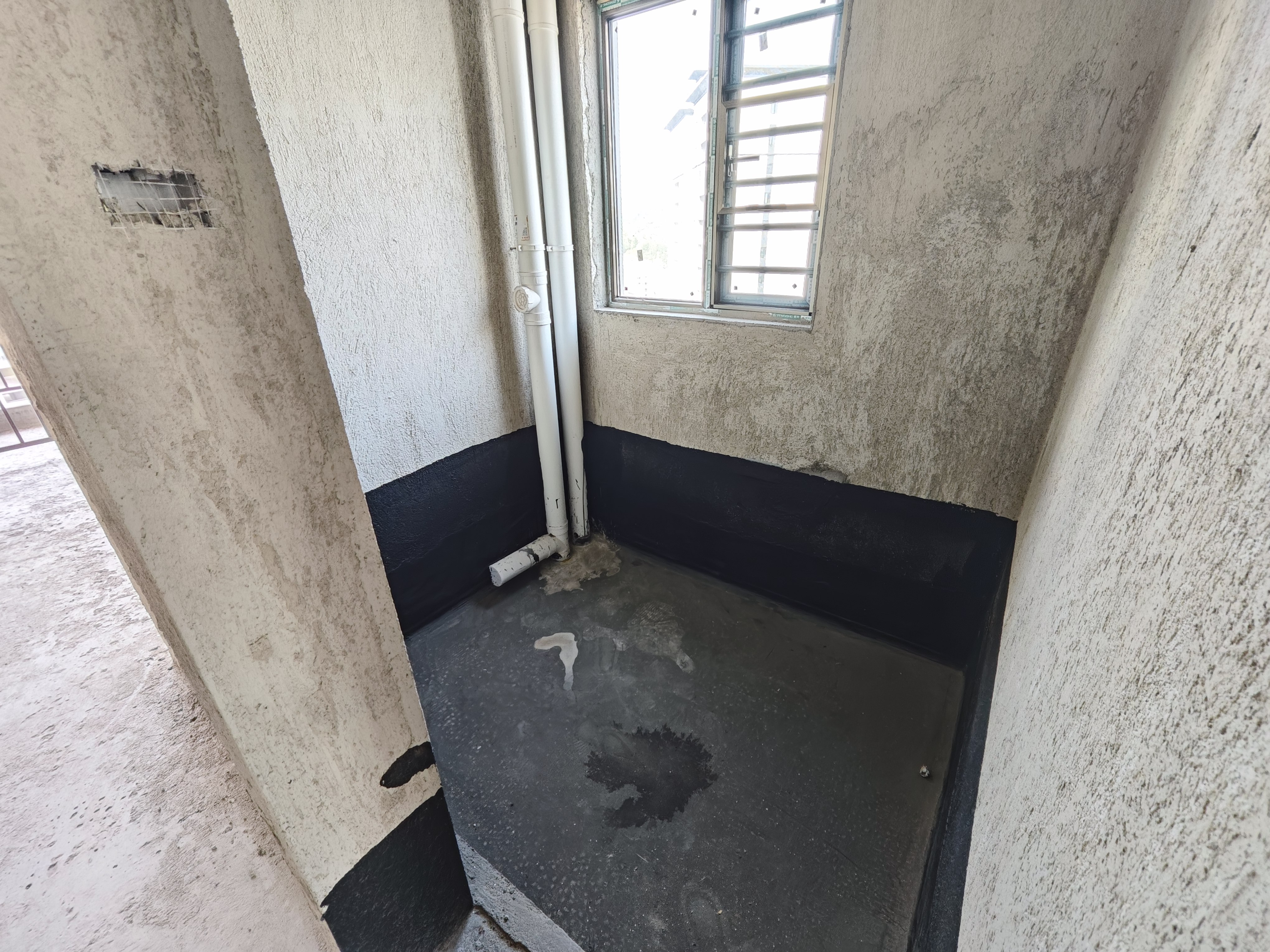 青春里-铂樾府  4室2厅2卫   95.80万卫生间