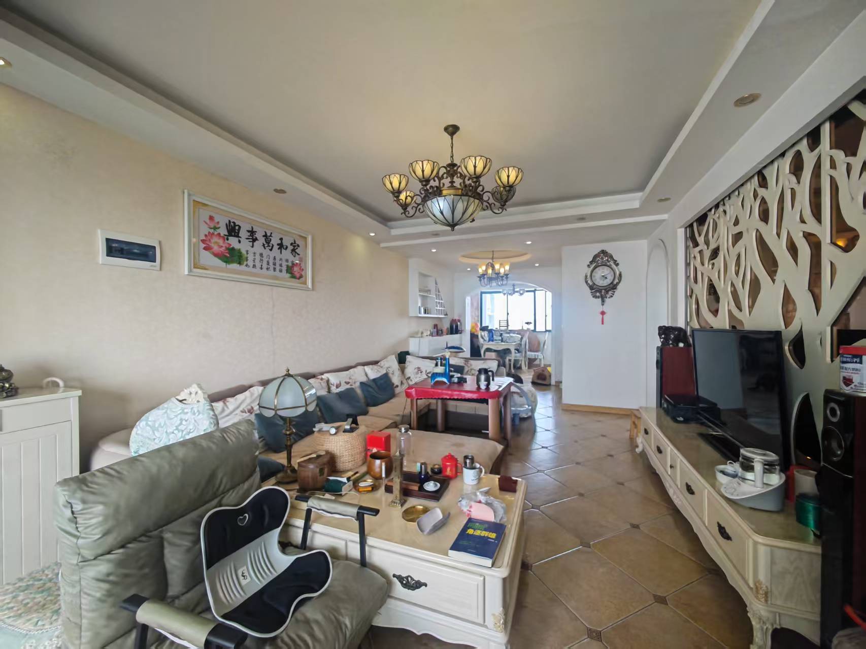 富厚名邸  1室0厅0卫    75.8万 富厚名邸  1室0厅0卫    75.8万客厅