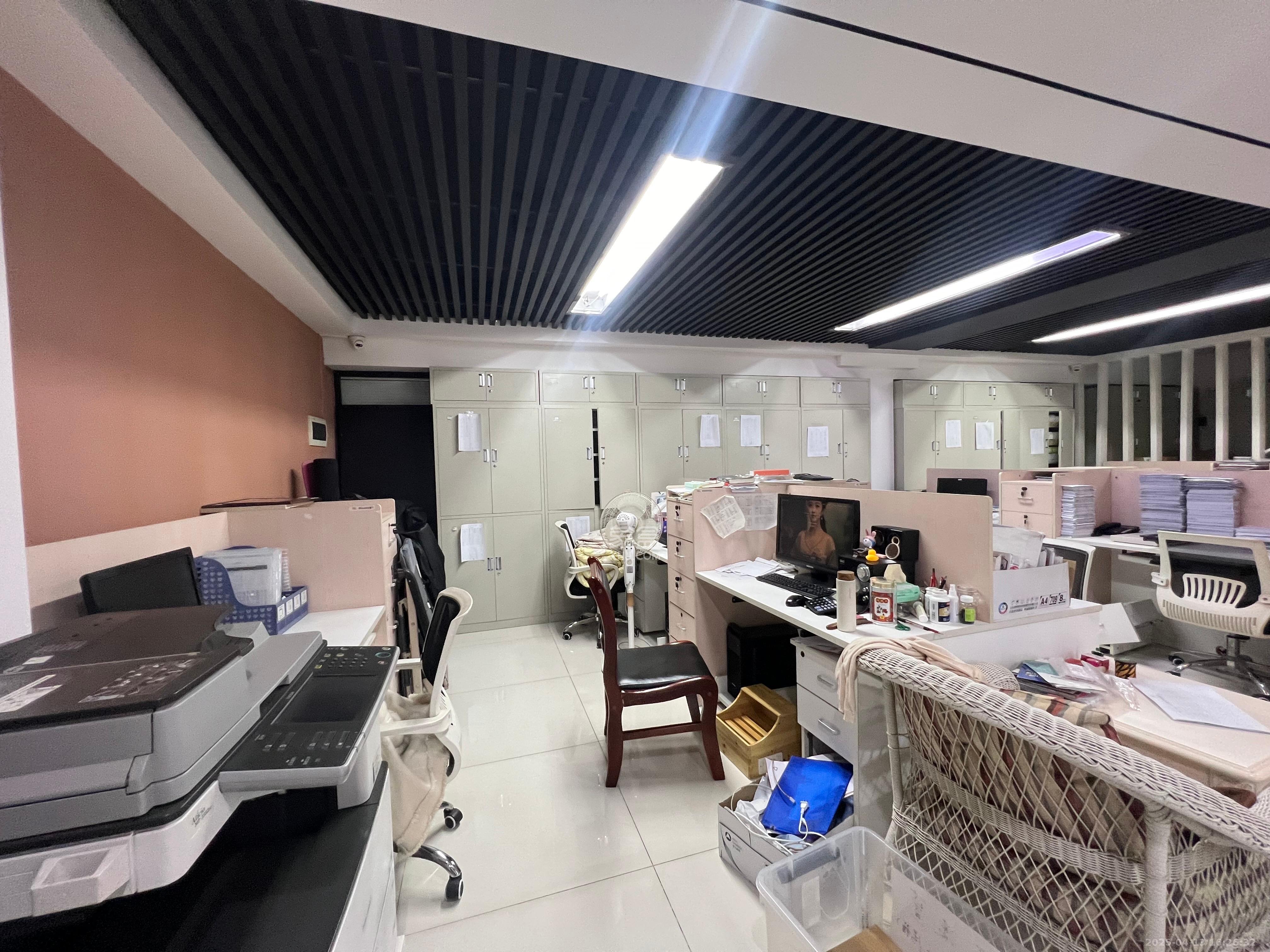 长房中庭国际（东郡华蓉广场）   210.0㎡     10000.00元/月室内图