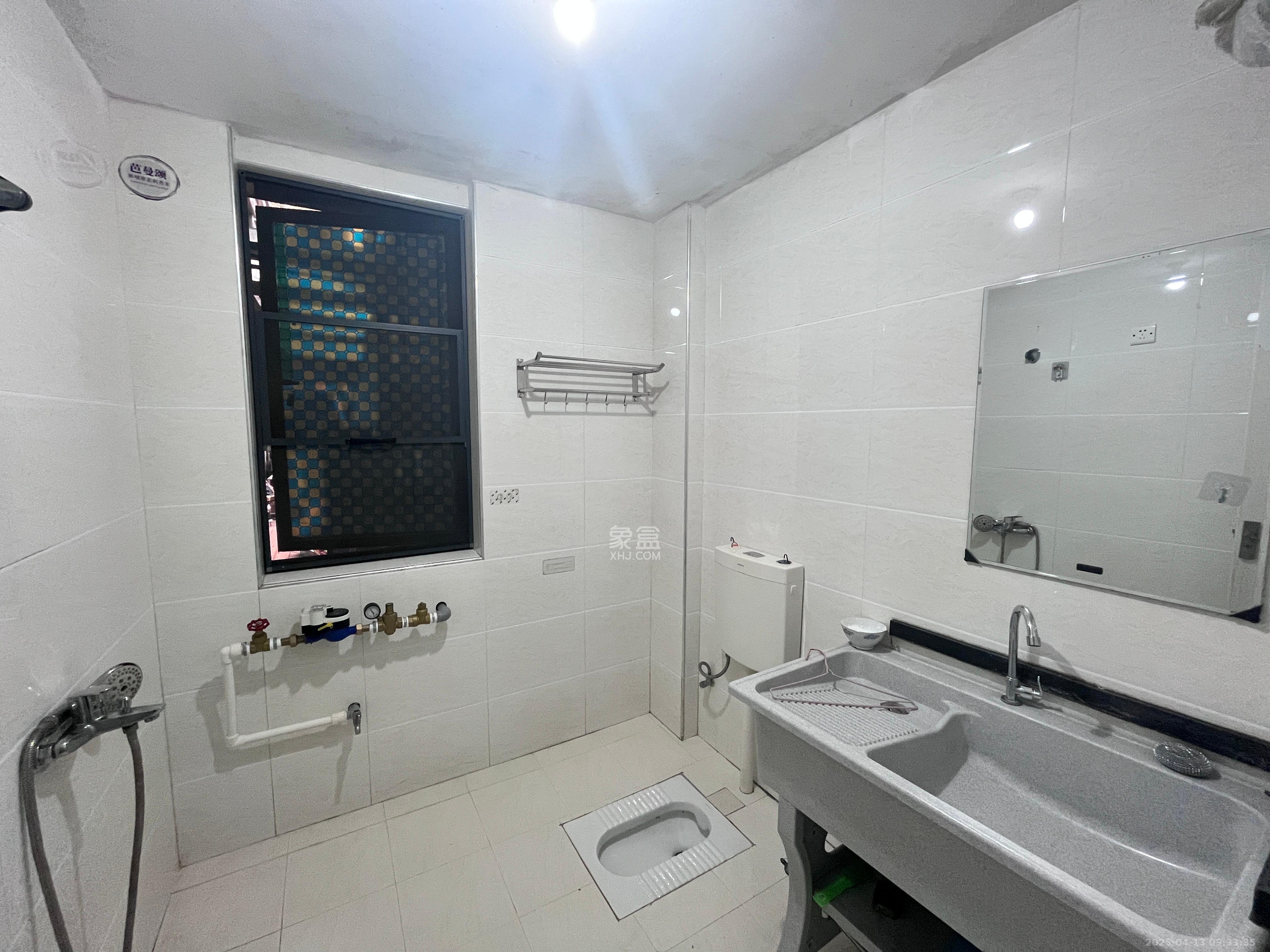 保利花园 2室2厅1卫 1700.0元/月 保利花园 2室2厅1卫 1700.0元/月室内图