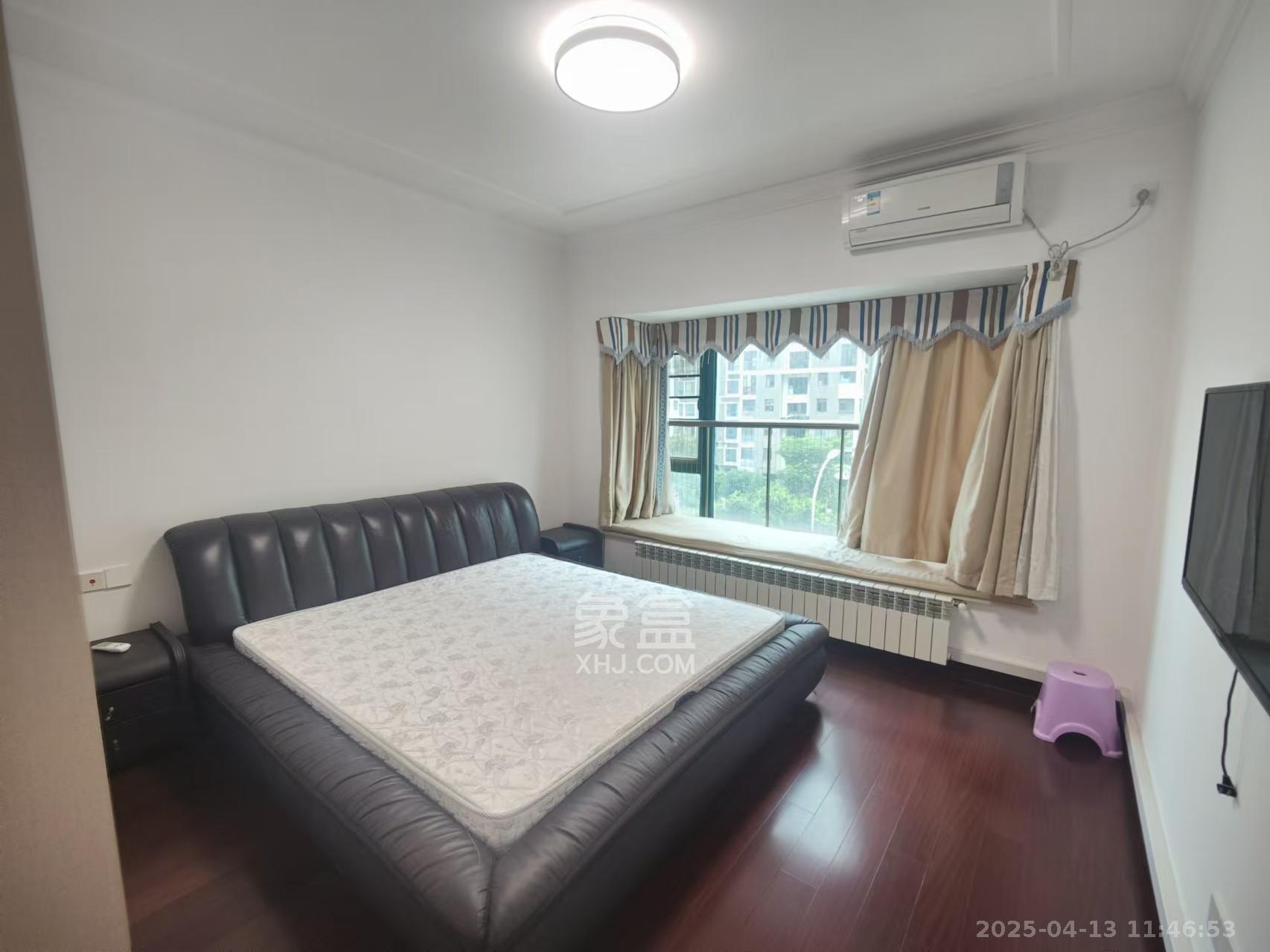 恒大雅苑 3室2厅2卫 2700.0元/月 恒大雅苑 3室2厅2卫 2700.0元/月室内图