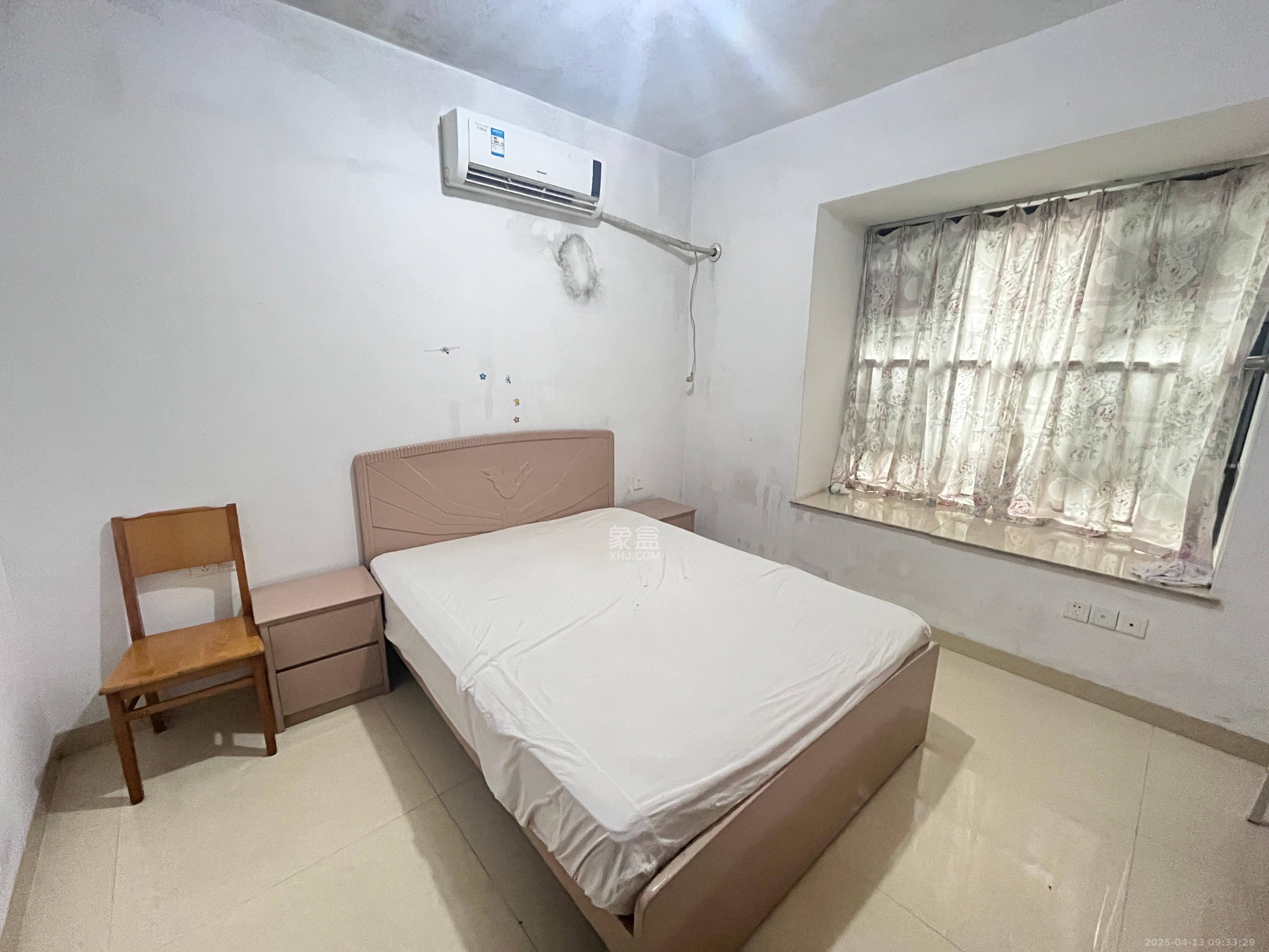 保利花园 2室2厅1卫 1700.0元/月 保利花园 2室2厅1卫 1700.0元/月室内图