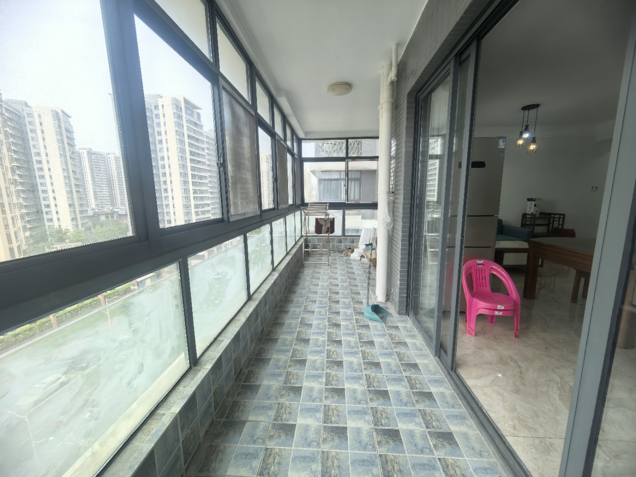 大华锦绣海岸一期 3室2厅1卫 157.0万 大华锦绣海岸一期 3室2厅1卫 157.0万室内图