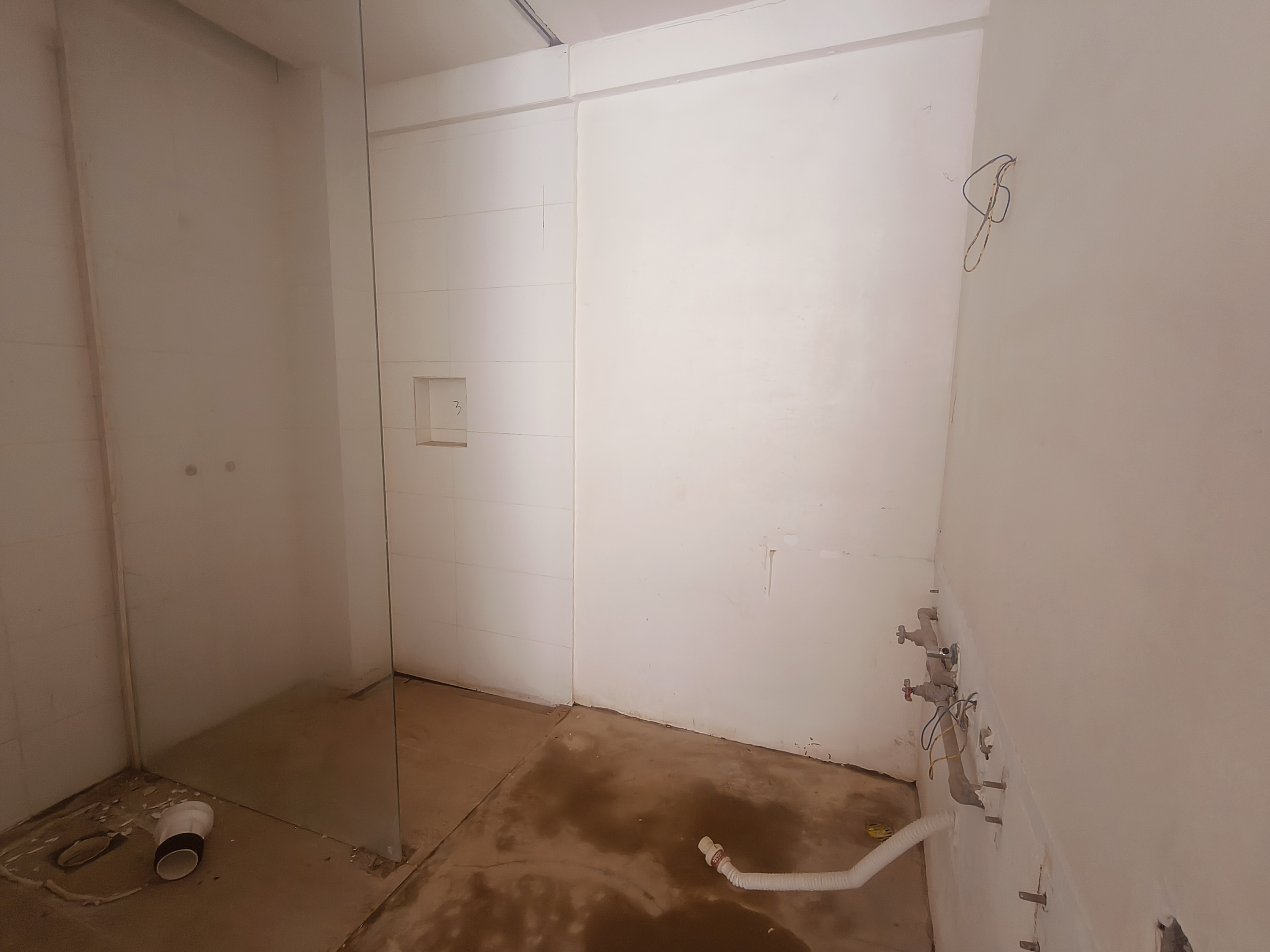 鸿洲江山 14室2厅2卫 20000.0元/月 鸿洲江山 14室2厅2卫 20000.0元/月室内图