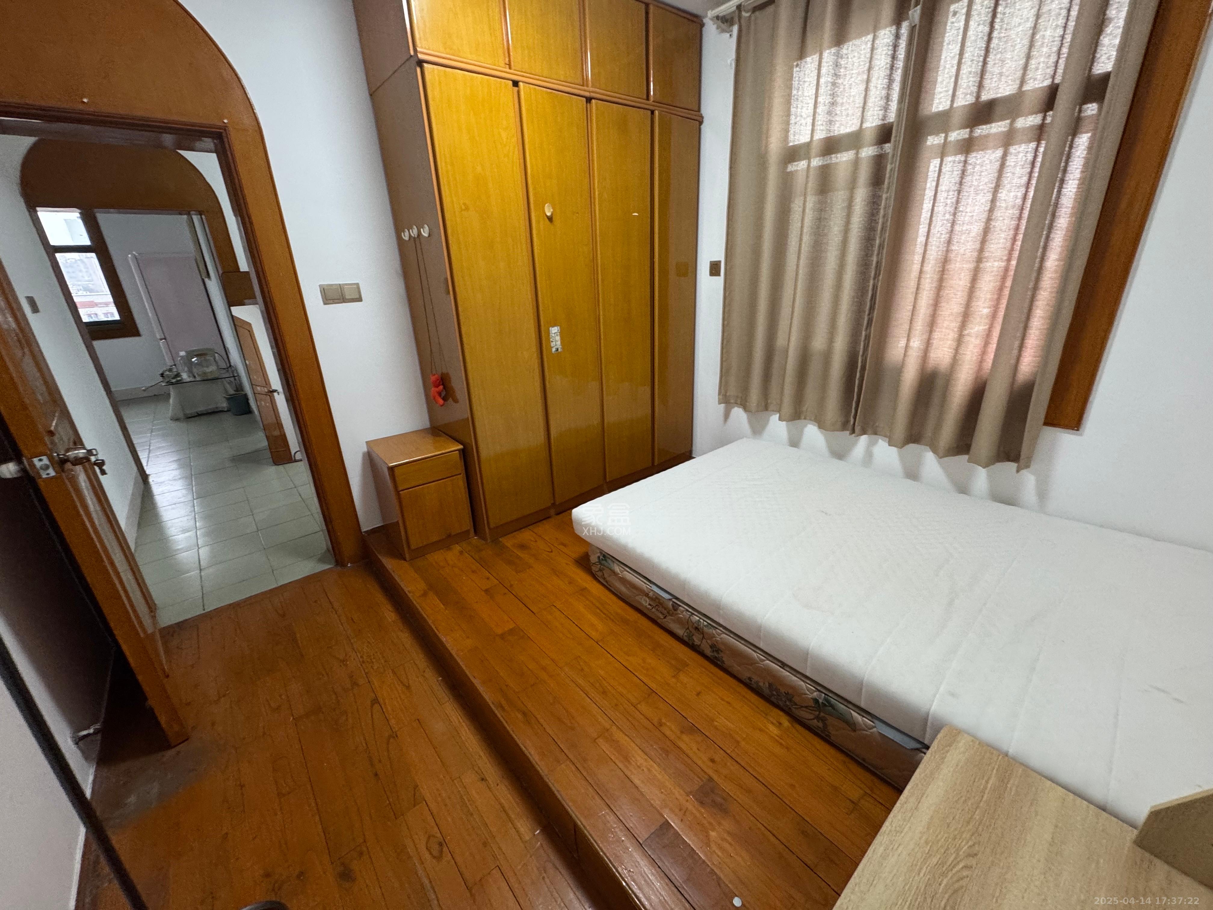 红泥山小区 2室2厅1卫 2000.0元/月 红泥山小区 2室2厅1卫 2000.0元/月室内图