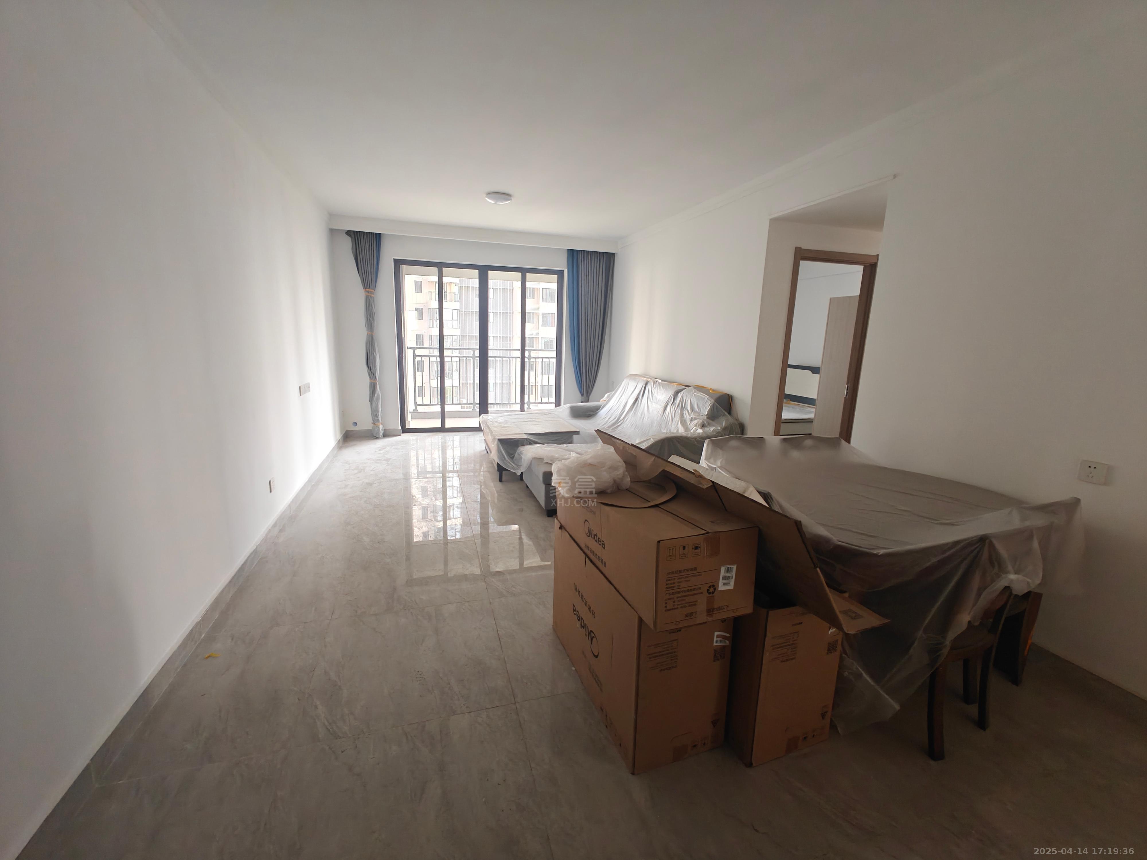 蓝溪谷  3室2厅2卫    2300.0元/月 蓝溪谷  3室2厅2卫    2300.0元/月室内图