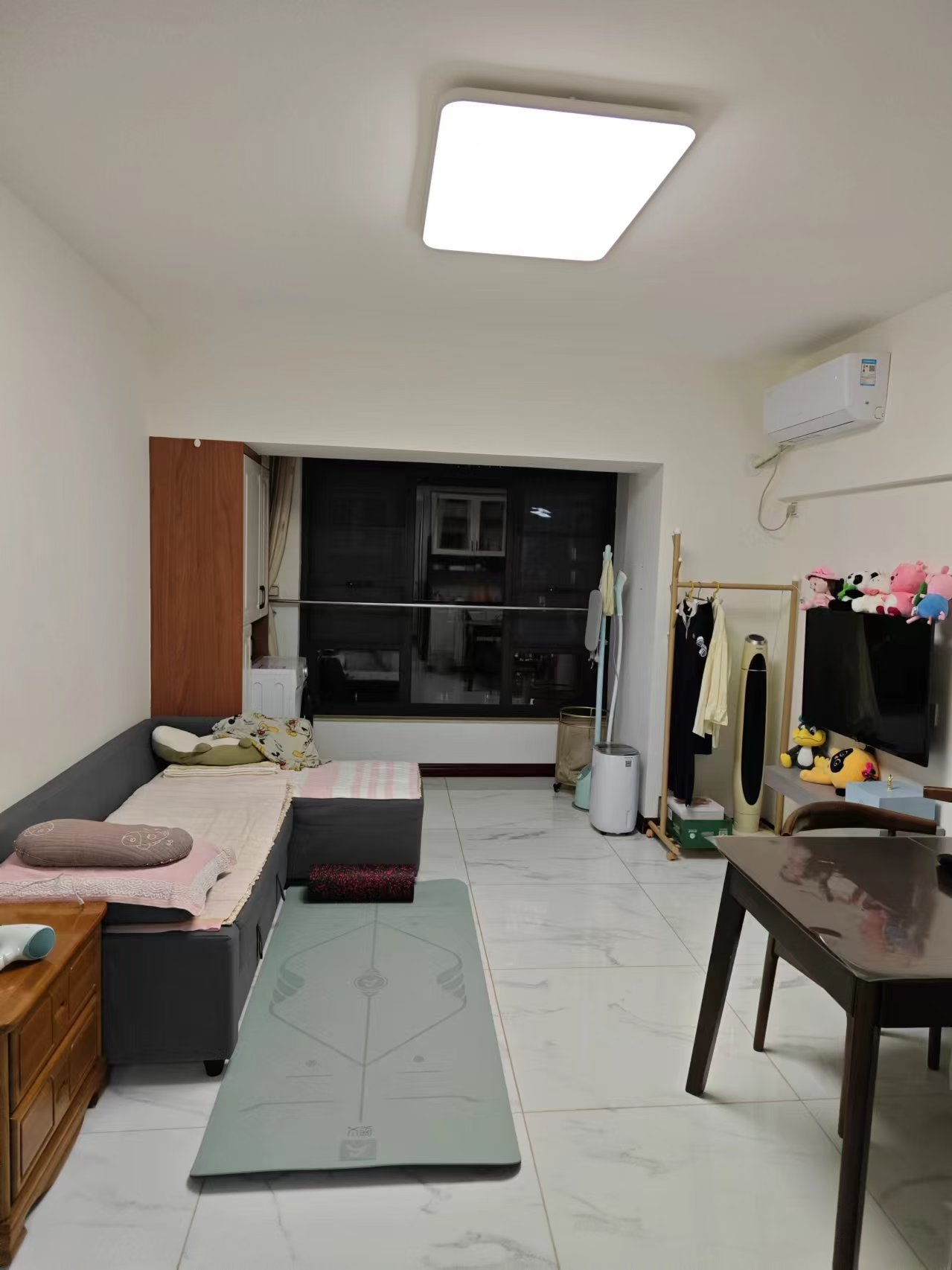 绿地海德公馆  2室2厅1卫   3300.00元/月室内图