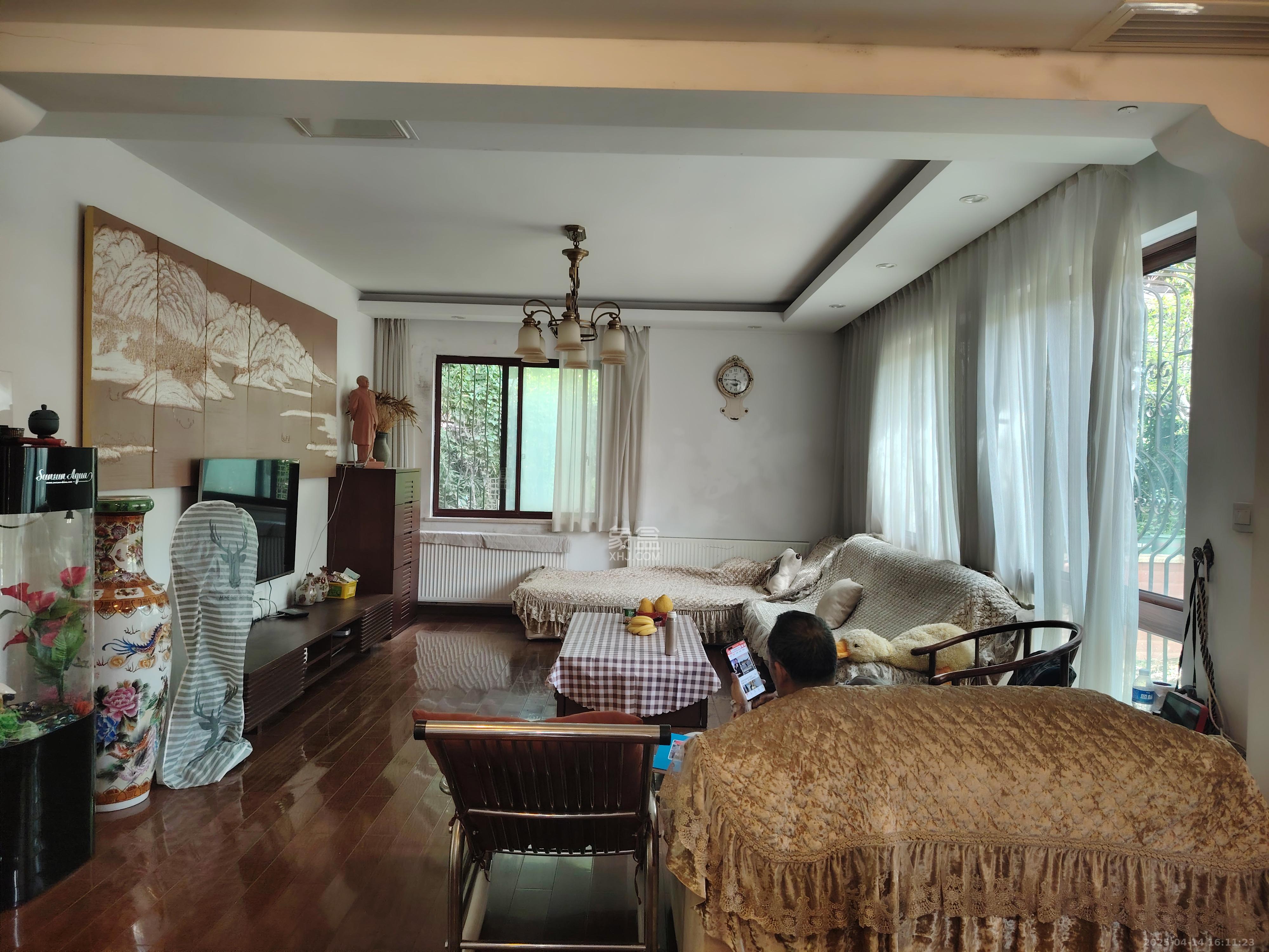 山语城一期 6室2厅3卫 10000.0元/月 山语城一期 6室2厅3卫 10000.0元/月室内图