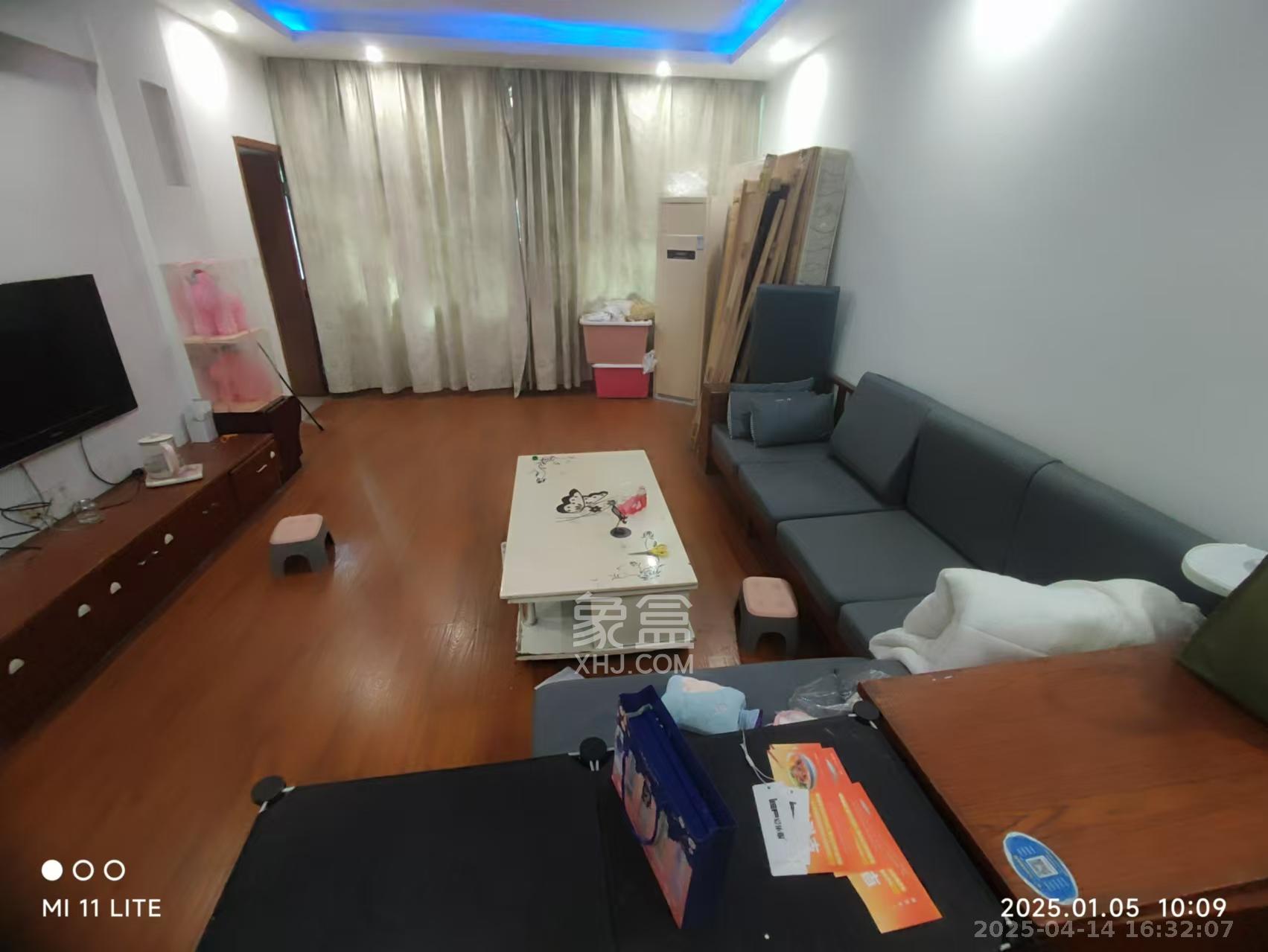 二机小区  3室2厅1卫   1900.00元/月