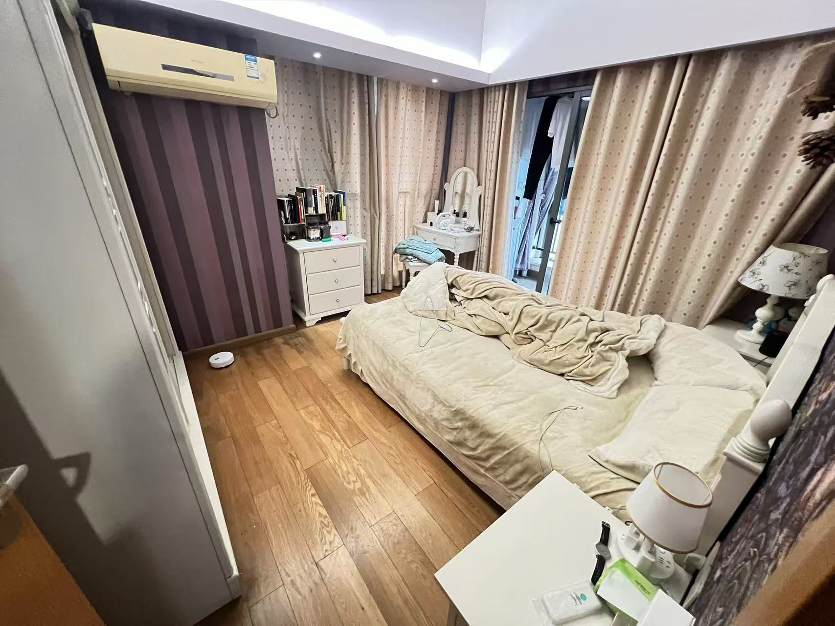 大汉希尔顿 2室2厅1卫 62.0万 大汉希尔顿 2室2厅1卫 62.0万室内图