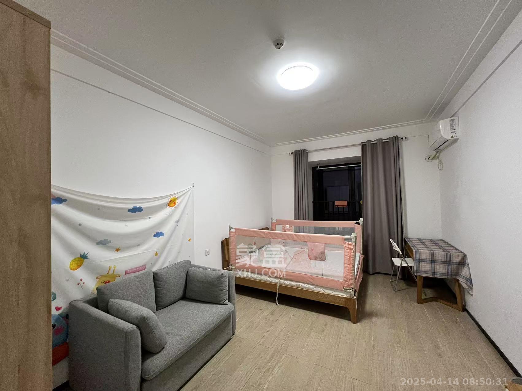 中海国际二期  1室1厅1卫    1100.0元/月 中海国际二期  1室1厅1卫    1100.0元/月室内图