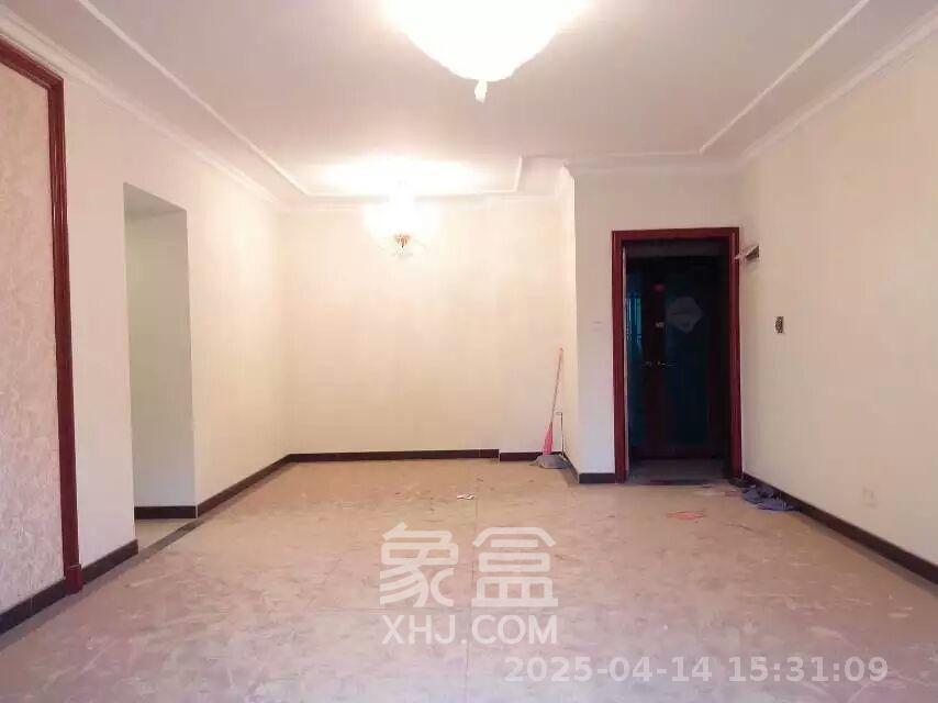恒大城  4室2厅2卫   3000.00元/月室内图