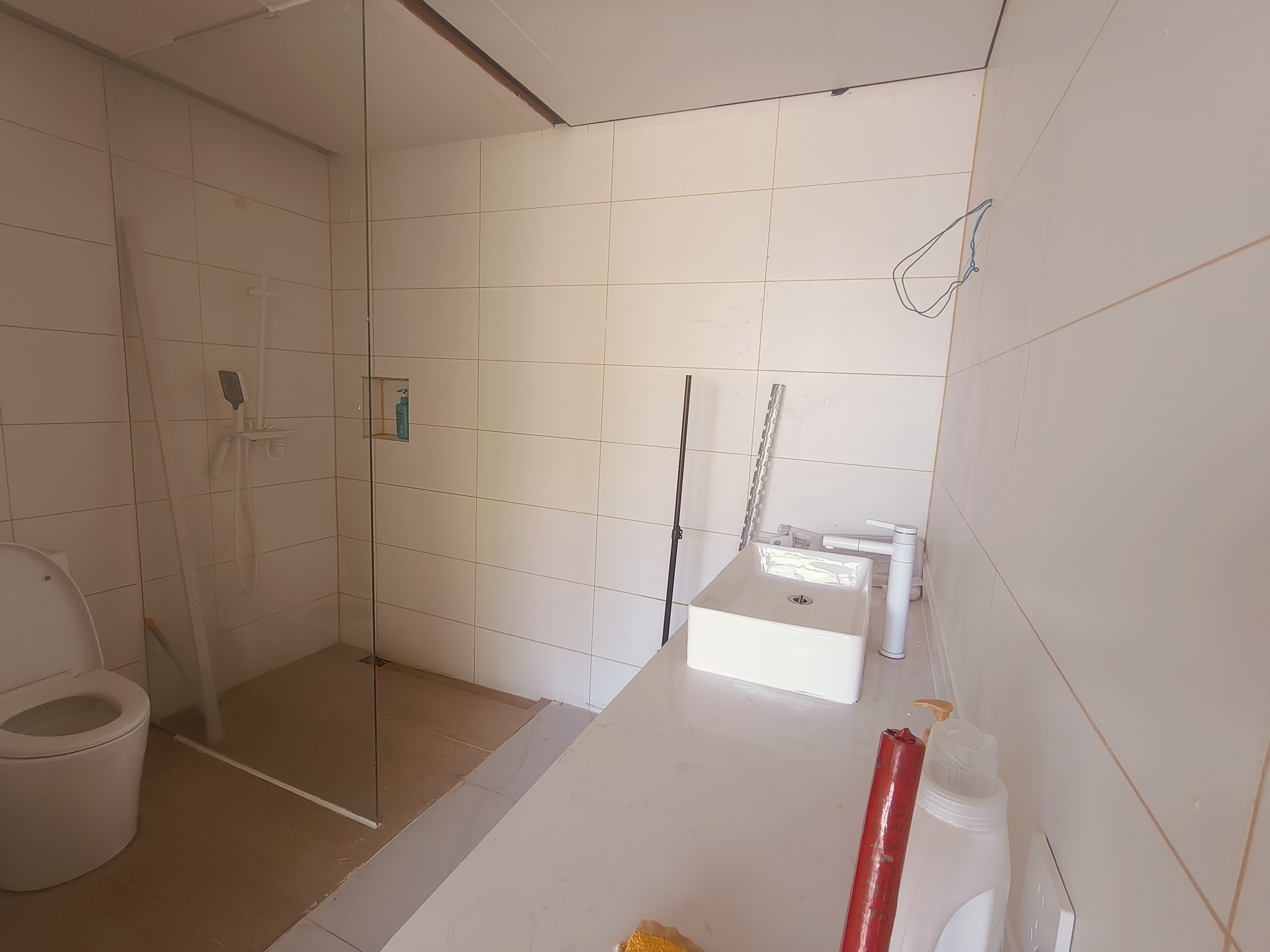 鸿洲江山 14室2厅2卫 20000.0元/月 鸿洲江山 14室2厅2卫 20000.0元/月室内图