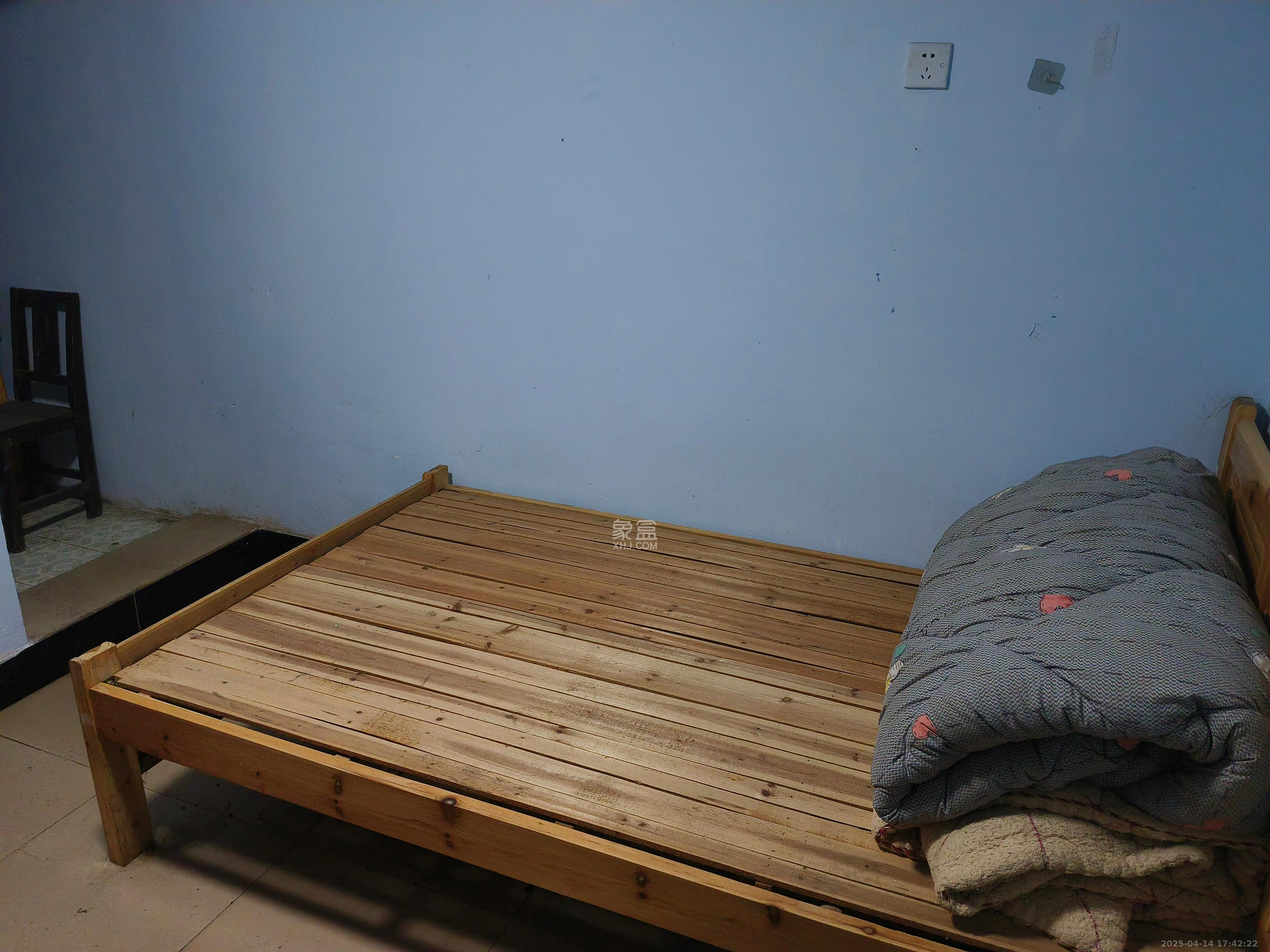 恩瑞麓山名园(龙王港小区)  1室0厅0卫    400.0元/月 恩瑞麓山名园(龙王港小区)  1室0厅0卫    400.0元/月室内图