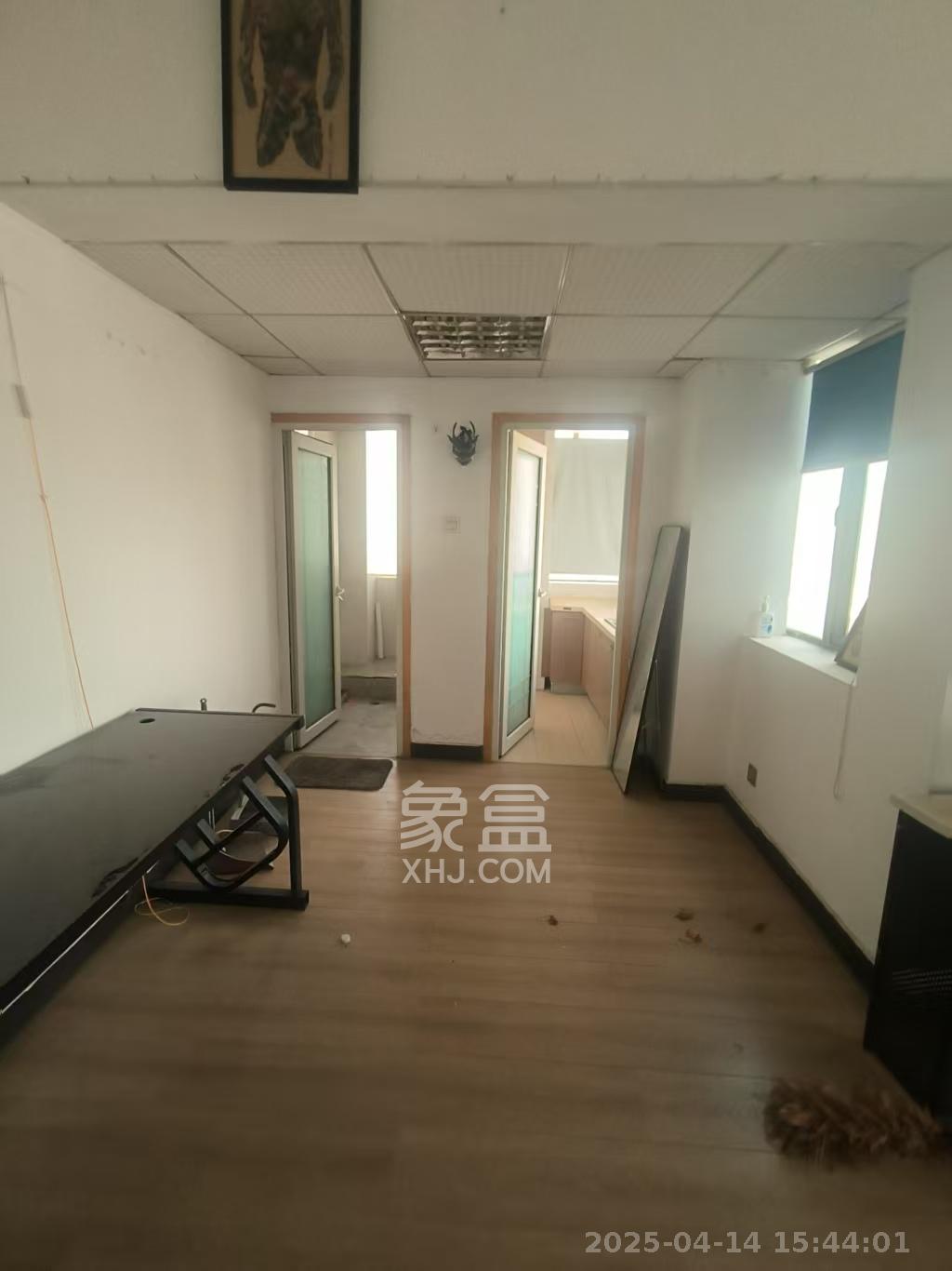 湘域中央  1室0厅1卫    2500.0元/月 湘域中央  1室0厅1卫    2500.0元/月室内图