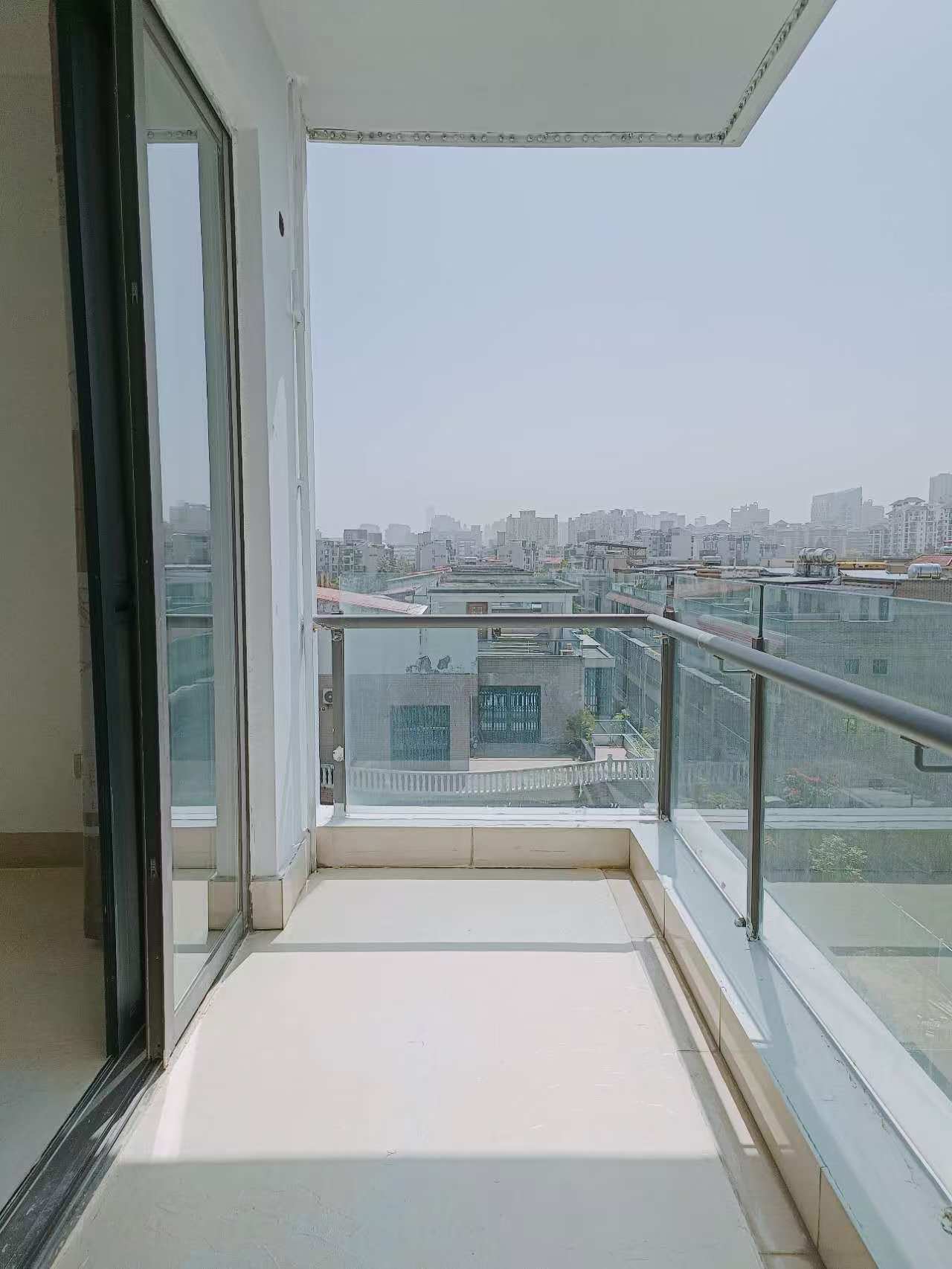 菩提树  1室1厅1卫   120.00万室内图