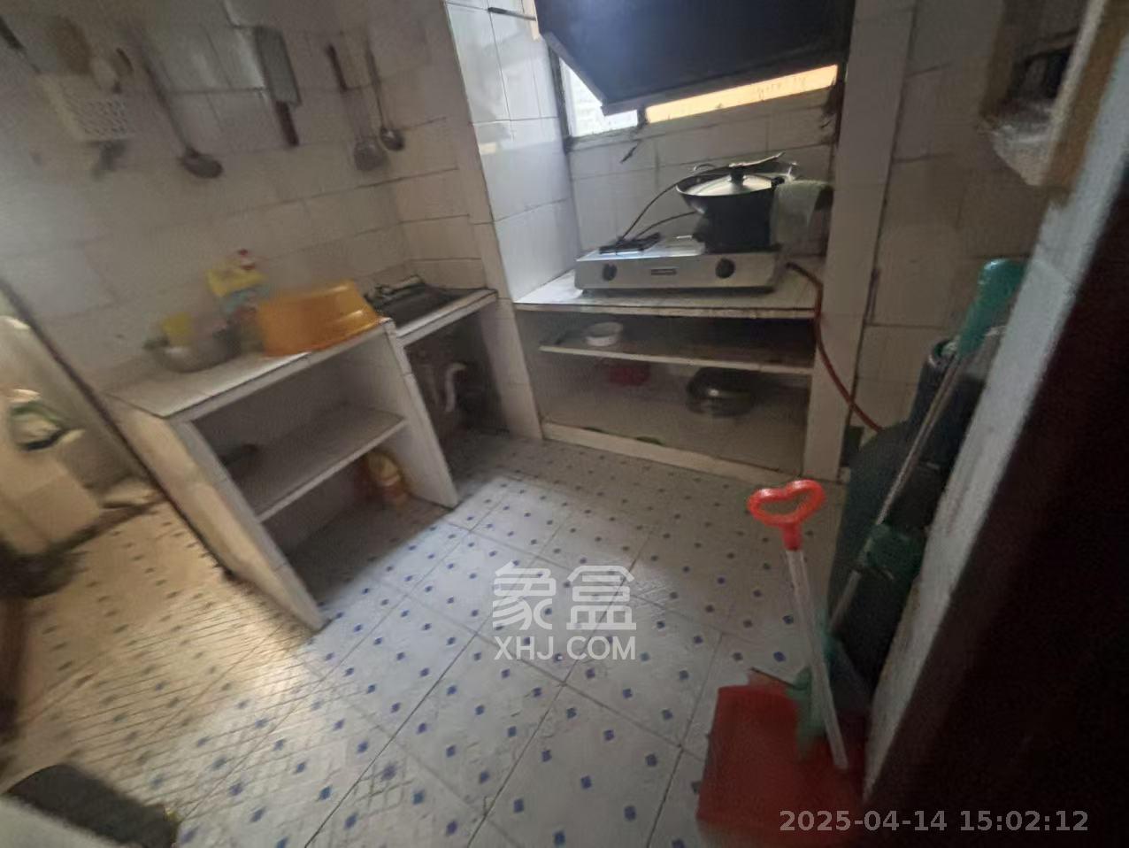 红旗社区  2室1厅1卫   1600.00元/月室内图