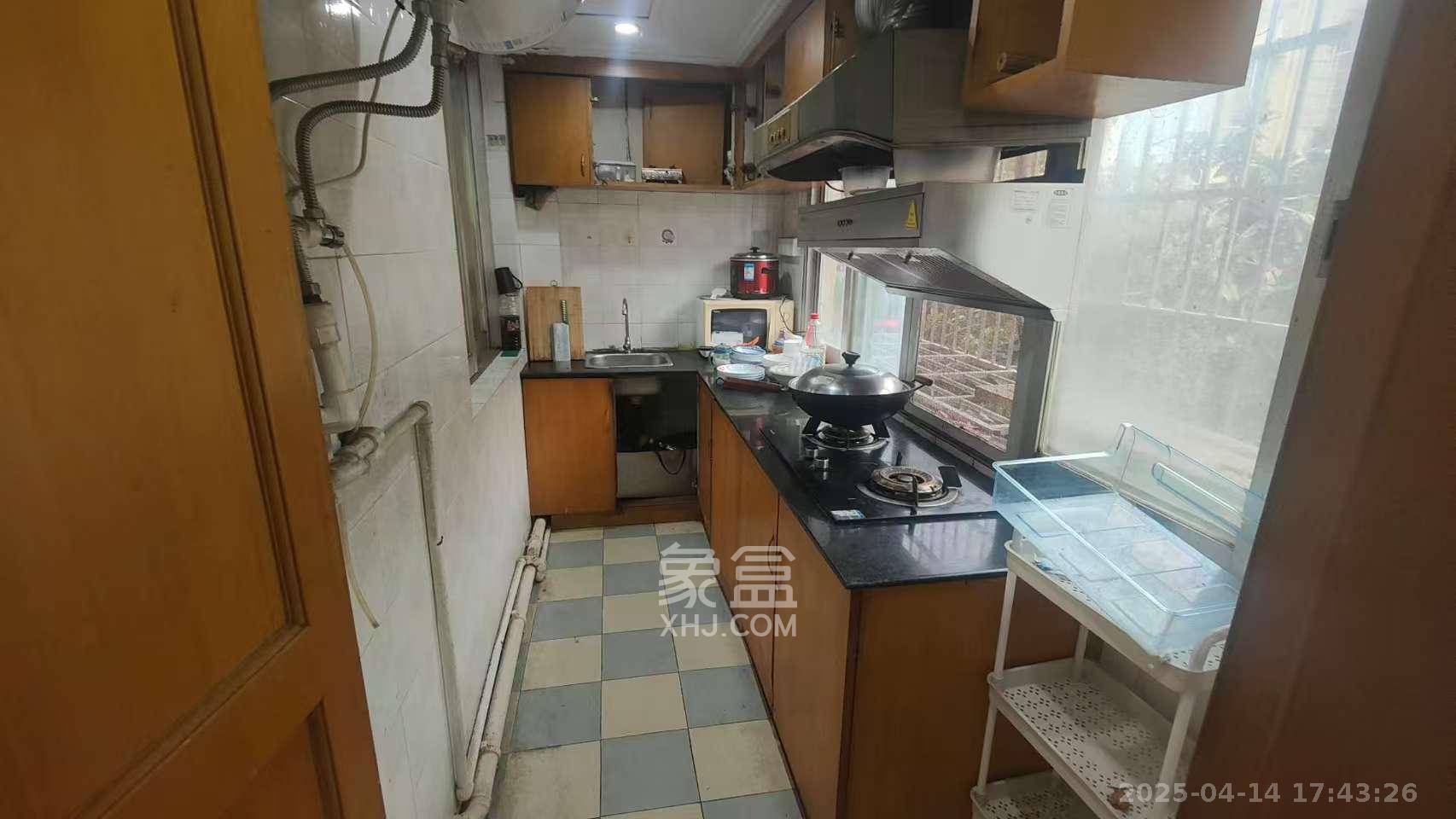 上碧湘街散盘 2室1厅1卫 1500.0元/月 上碧湘街散盘 2室1厅1卫 1500.0元/月室内图