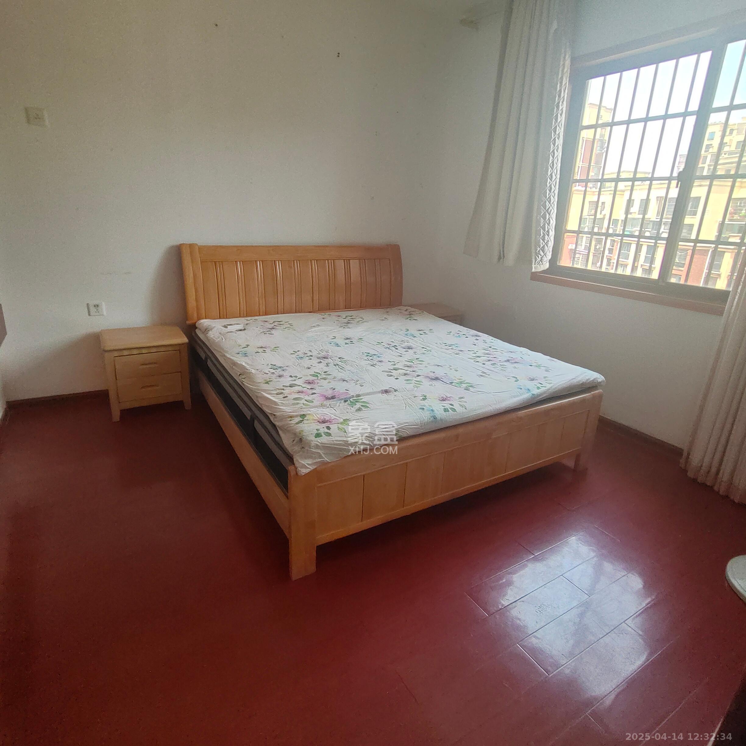 水岸天际(一期、二期) 2室2厅1卫 2200.0元/月 水岸天际(一期、二期) 2室2厅1卫 2200.0元/月室内图