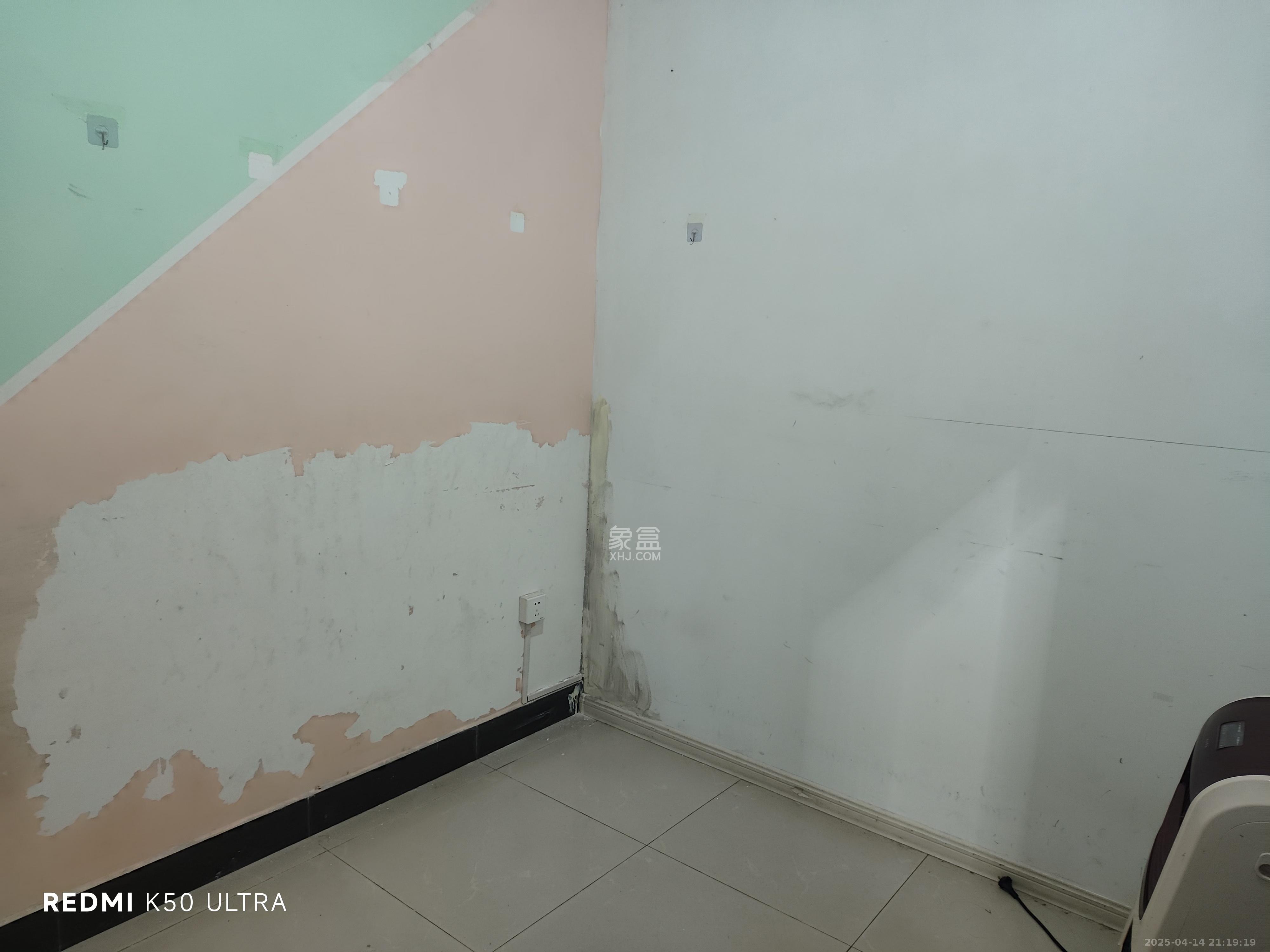 红星商务楼(红星蔬菜批发大市场) 2室2厅1卫 1100.0元/月 红星商务楼(红星蔬菜批发大市场) 2室2厅1卫 1100.0元/月室内图