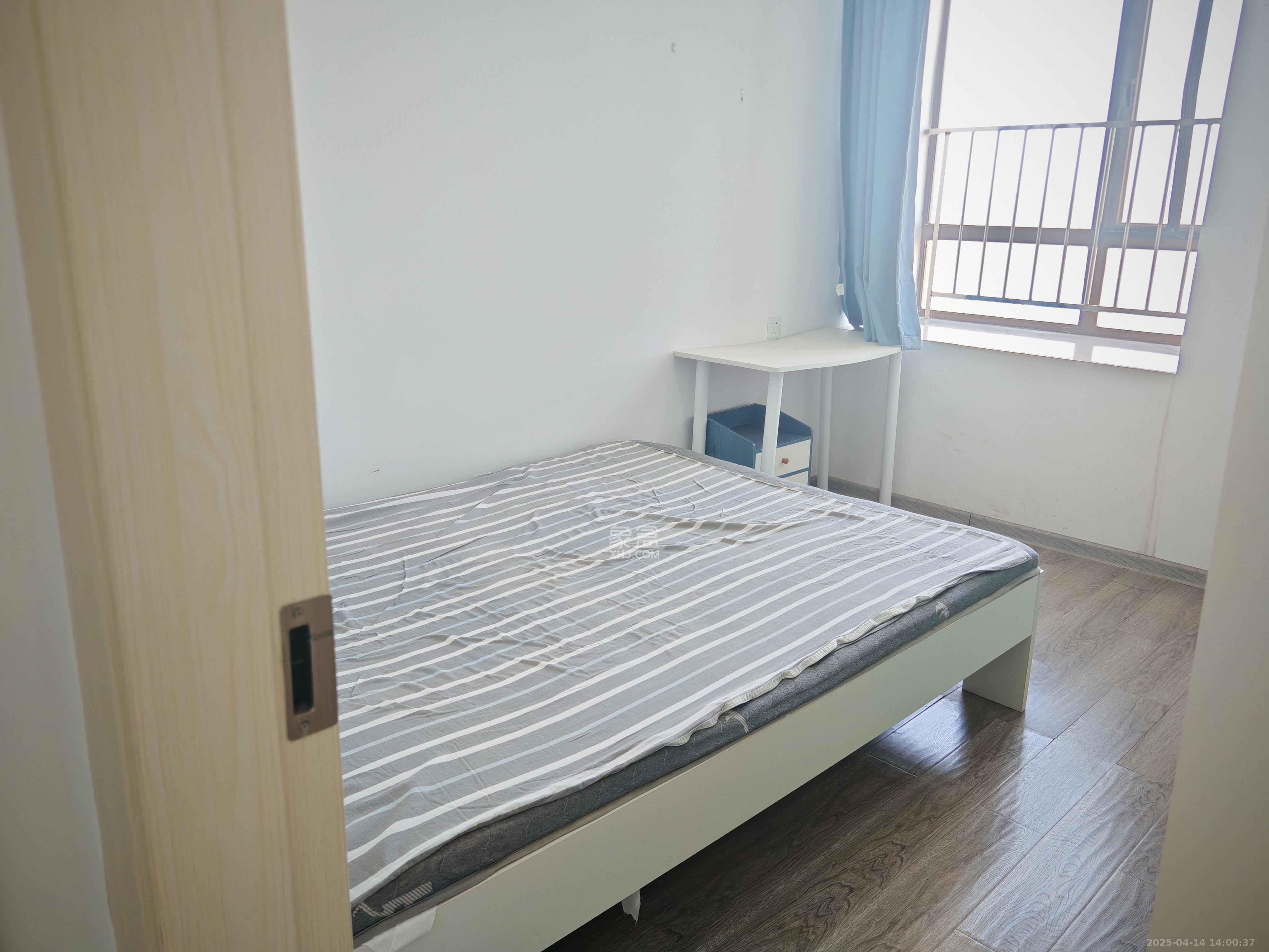 盛景谷山里  3室2厅2卫   1900.00元/月室内图