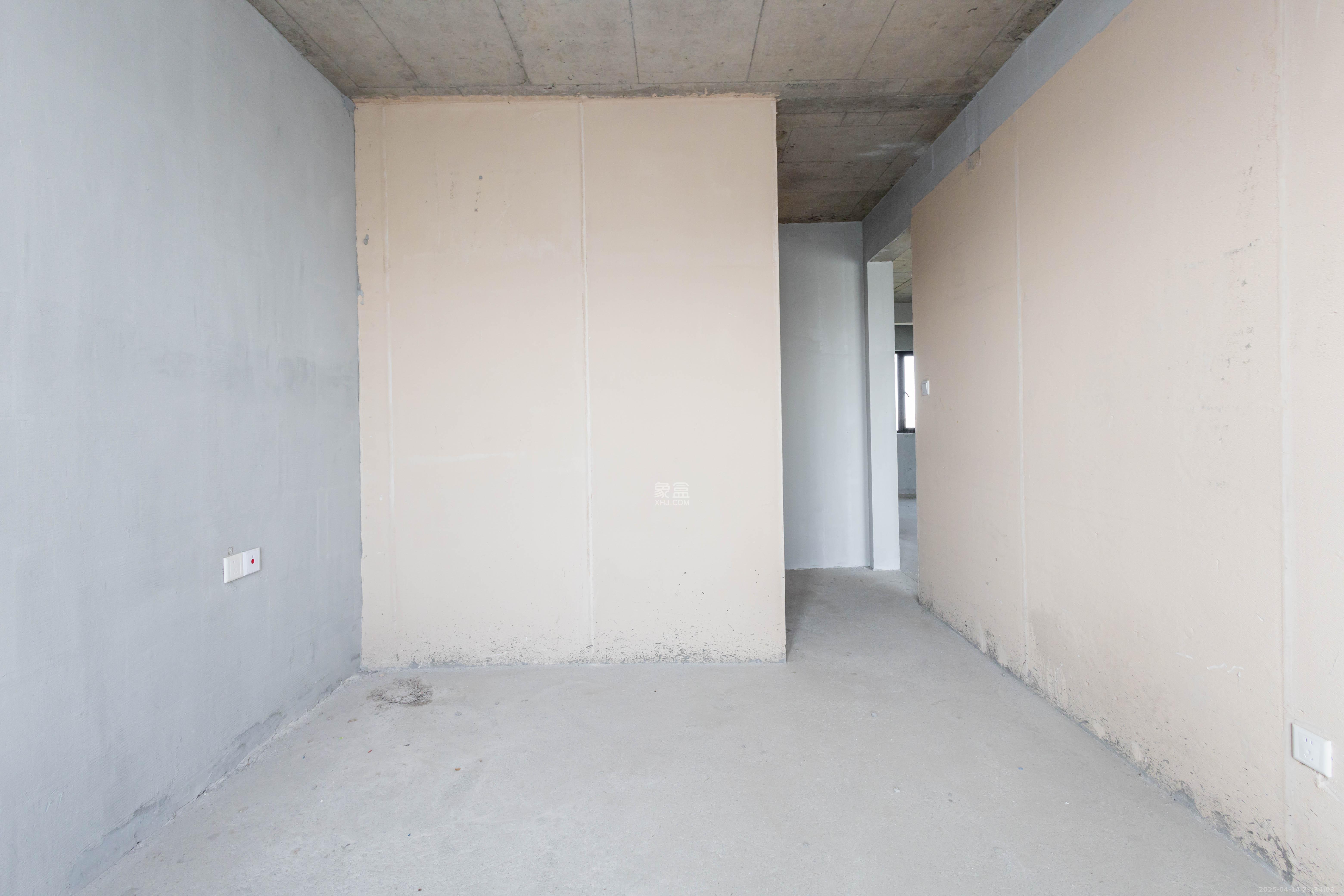 新城恒伟汇隽风华 3室2厅1卫 55.0万 新城恒伟汇隽风华 3室2厅1卫 55.0万卧室