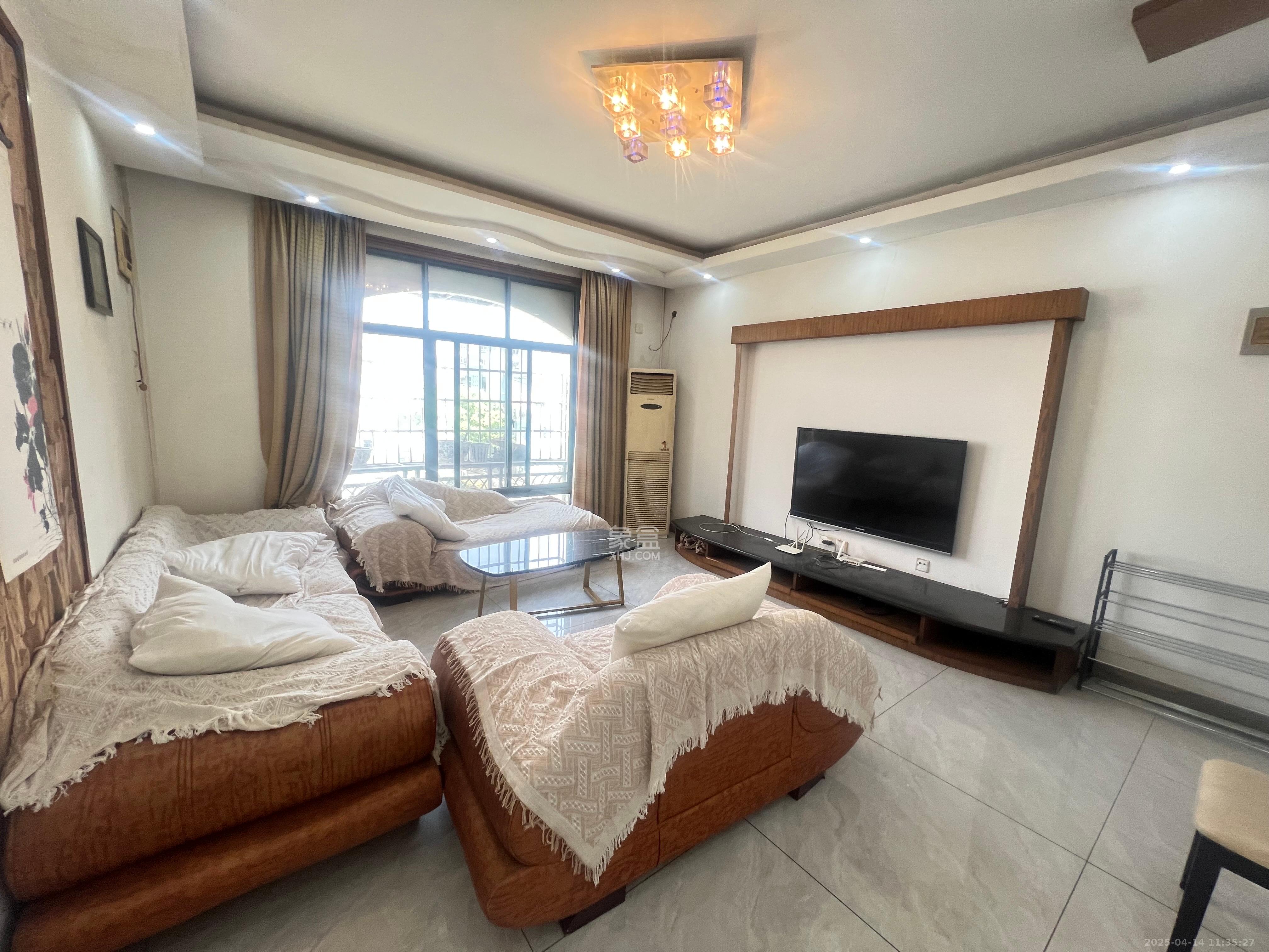 和光公寓 3室2厅1卫 2300.0元/月 和光公寓 3室2厅1卫 2300.0元/月室内图