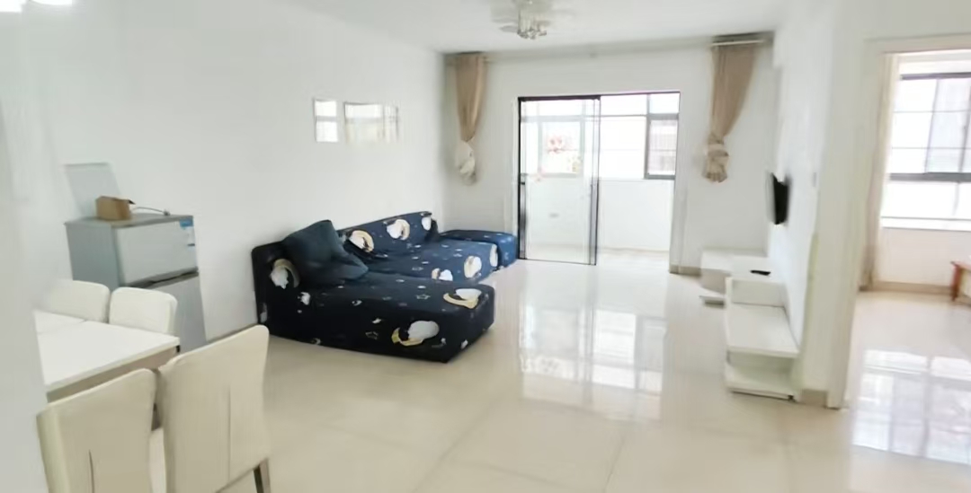 家顺花园  2室2厅1卫    102.0万 家顺花园  2室2厅1卫    102.0万室内图