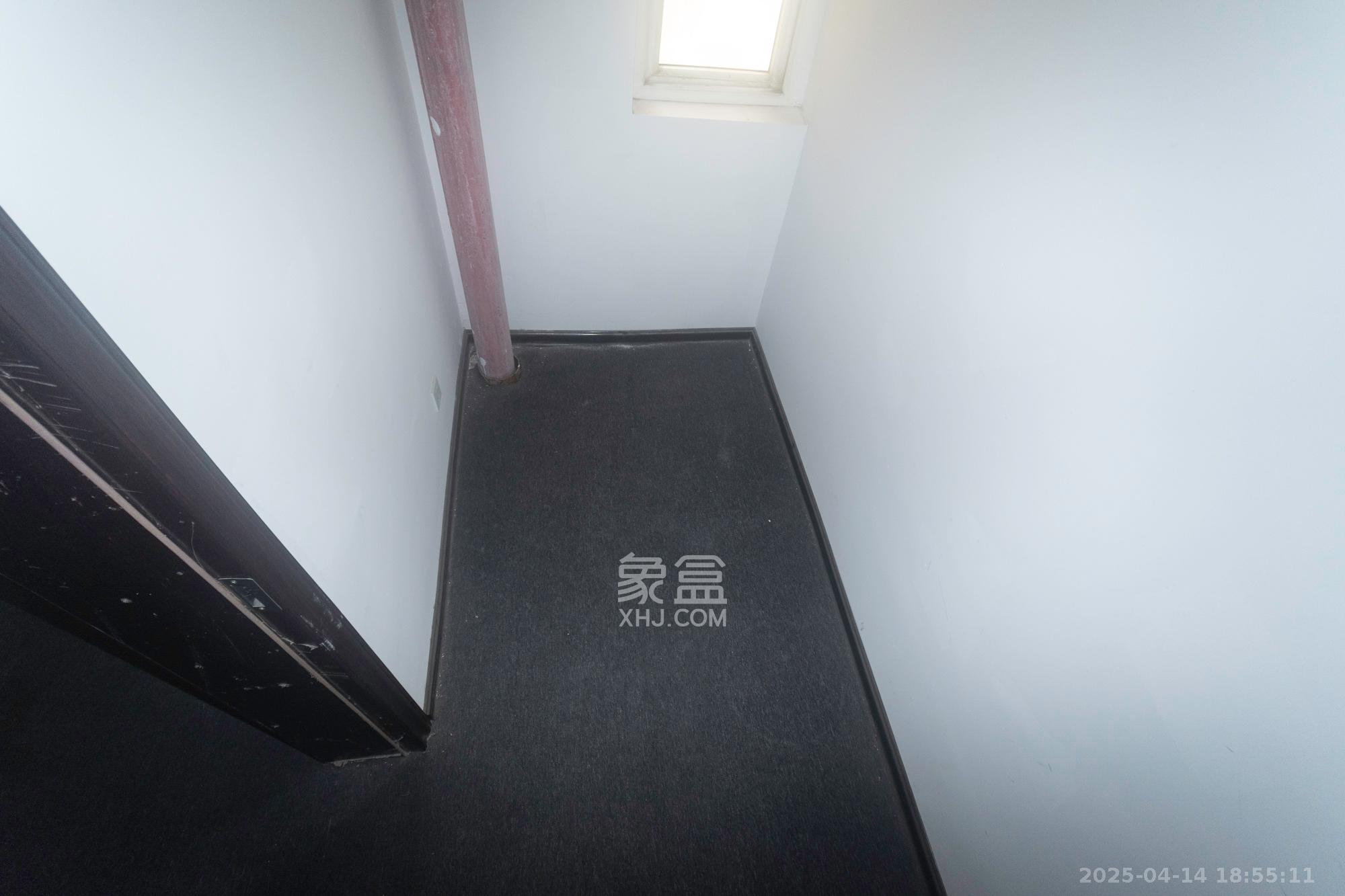 开源鑫阁 6室2厅3卫 108.0万 开源鑫阁 6室2厅3卫 108.0万其他