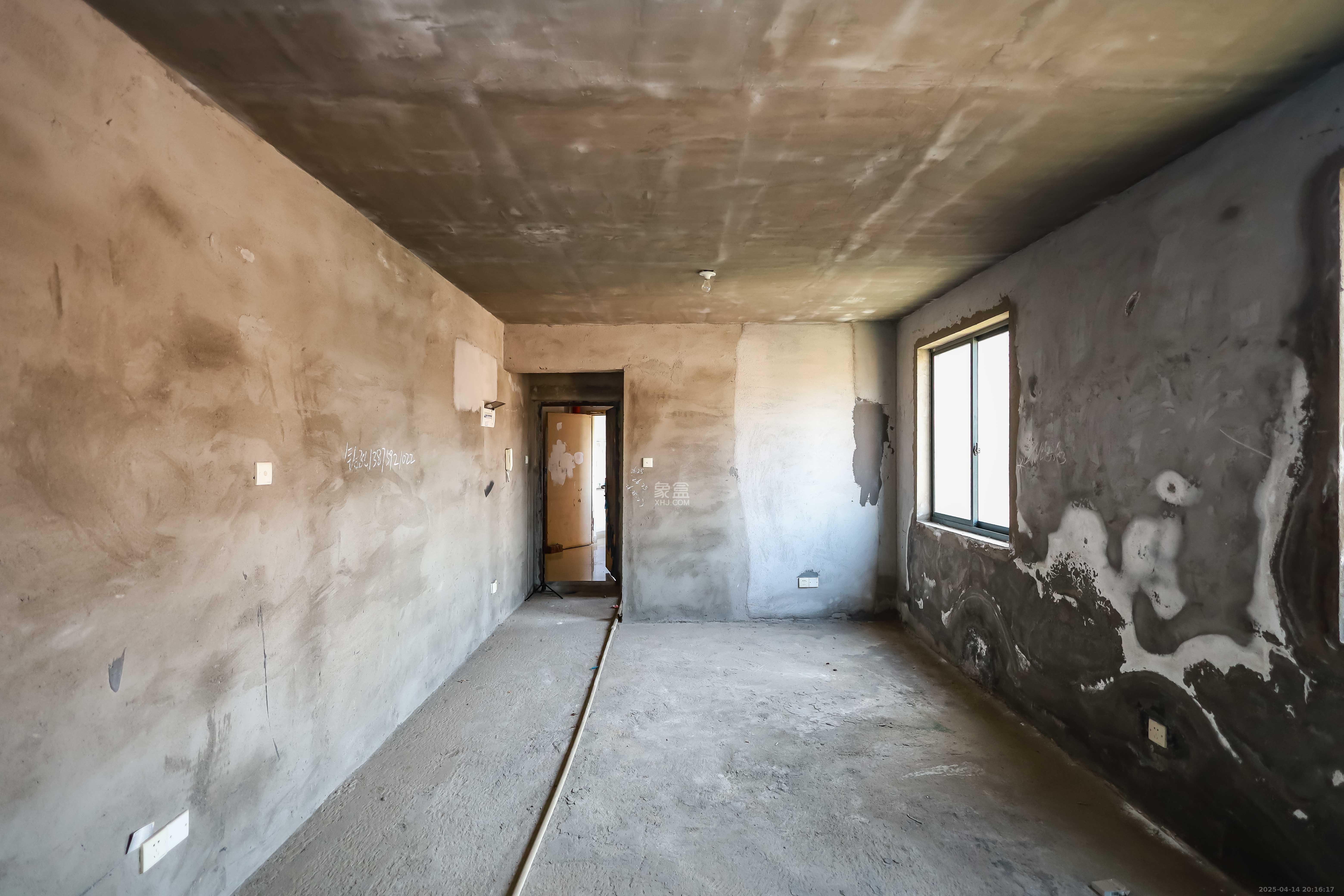 诚兴园 3室2厅1卫 53.8万 诚兴园 3室2厅1卫 53.8万客厅