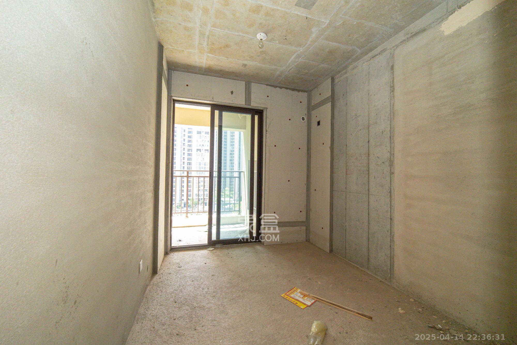 兴进珺府 4室2厅2卫 123.0万 兴进珺府 4室2厅2卫 123.0万卧室