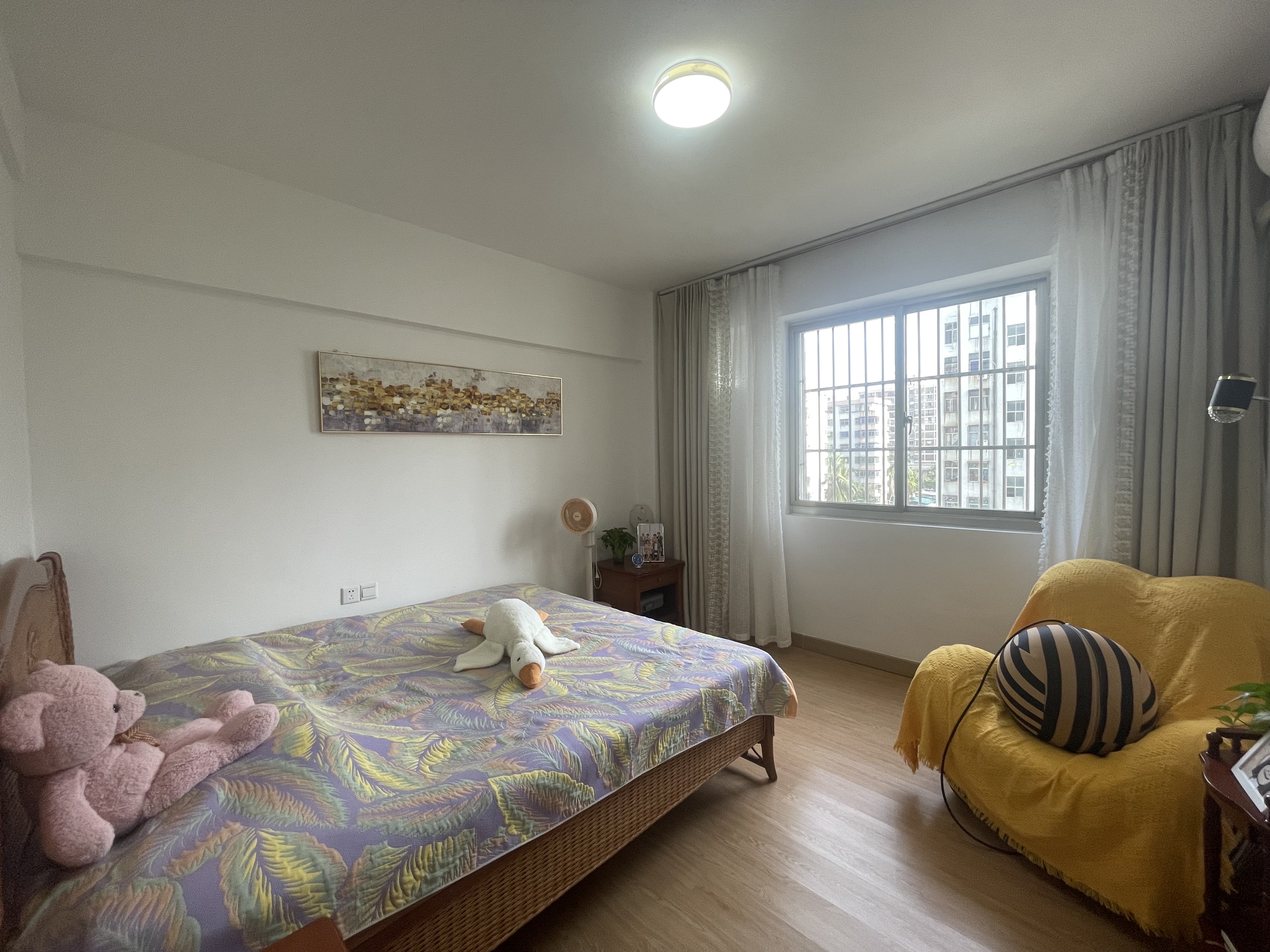 万恒城市花园 2室1厅1卫 116.0万 万恒城市花园 2室1厅1卫 116.0万客厅