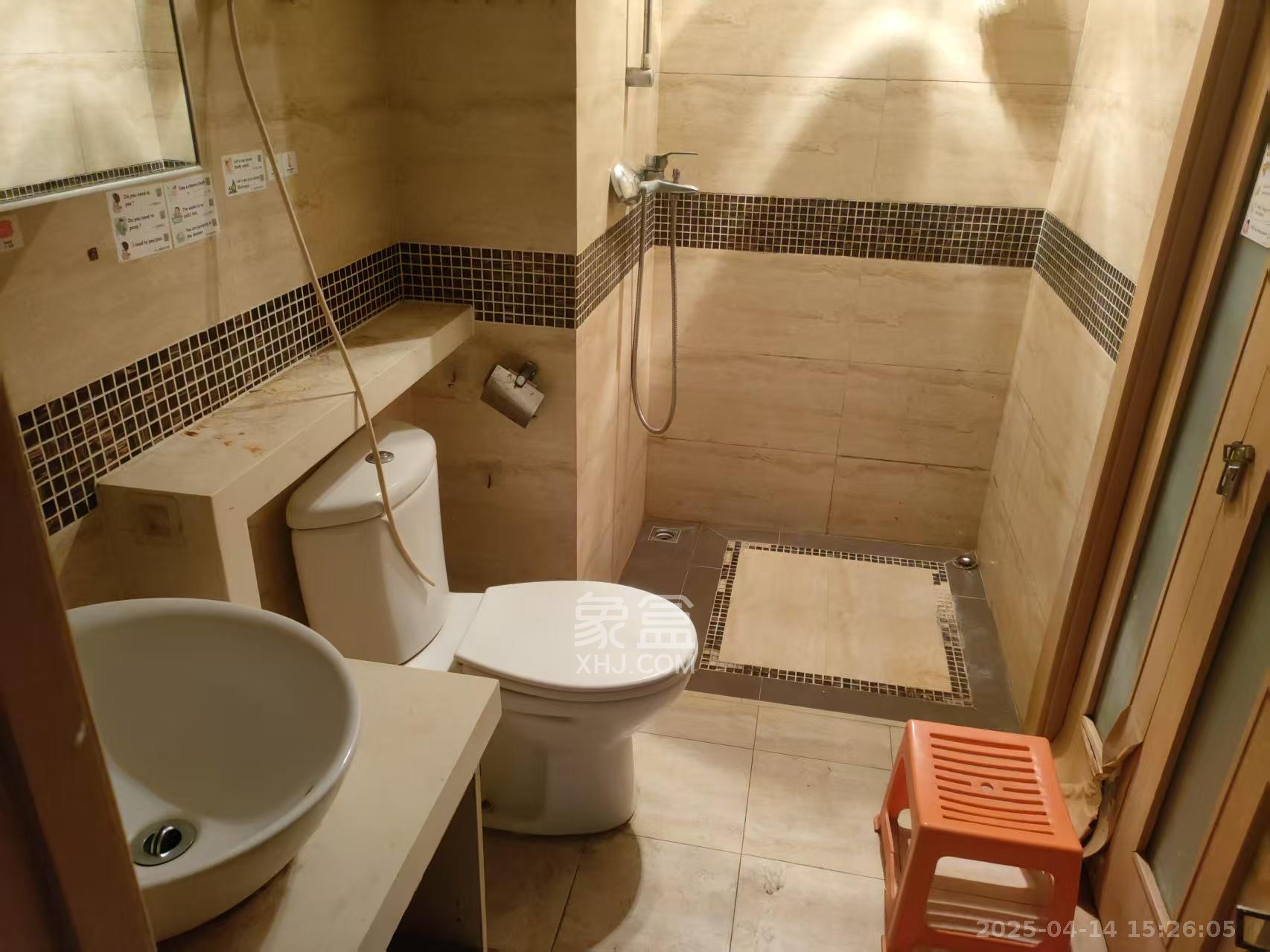 万科金域华府一期 2室1厅1卫 1800.0元/月 万科金域华府一期 2室1厅1卫 1800.0元/月室内图