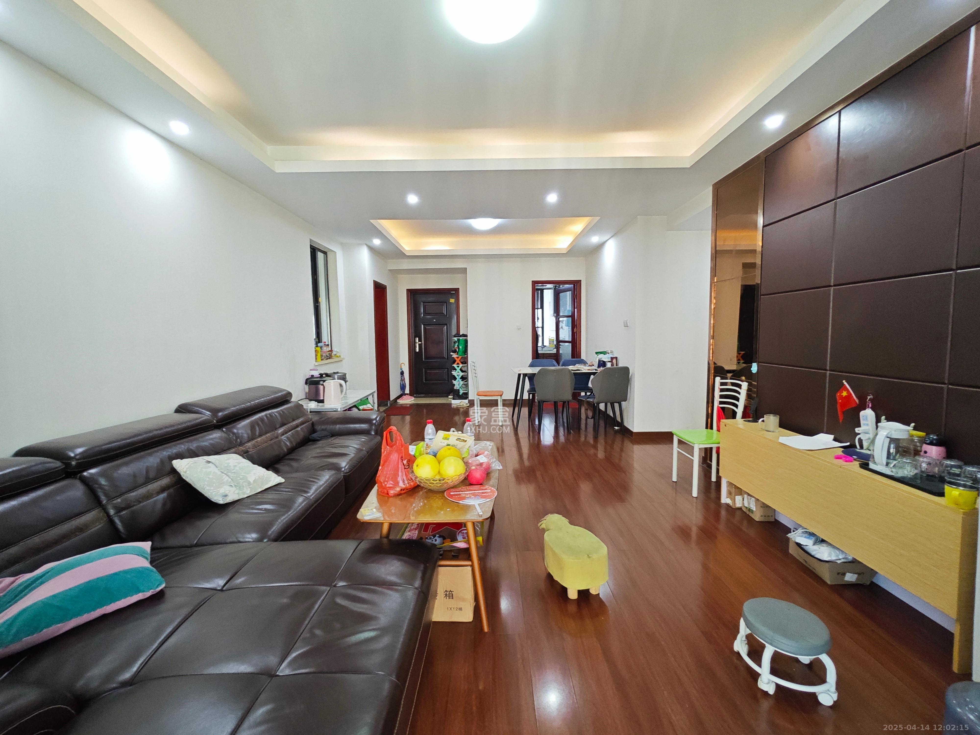 五江天街北区 4室2厅2卫 3000.0元/月 五江天街北区 4室2厅2卫 3000.0元/月室内图