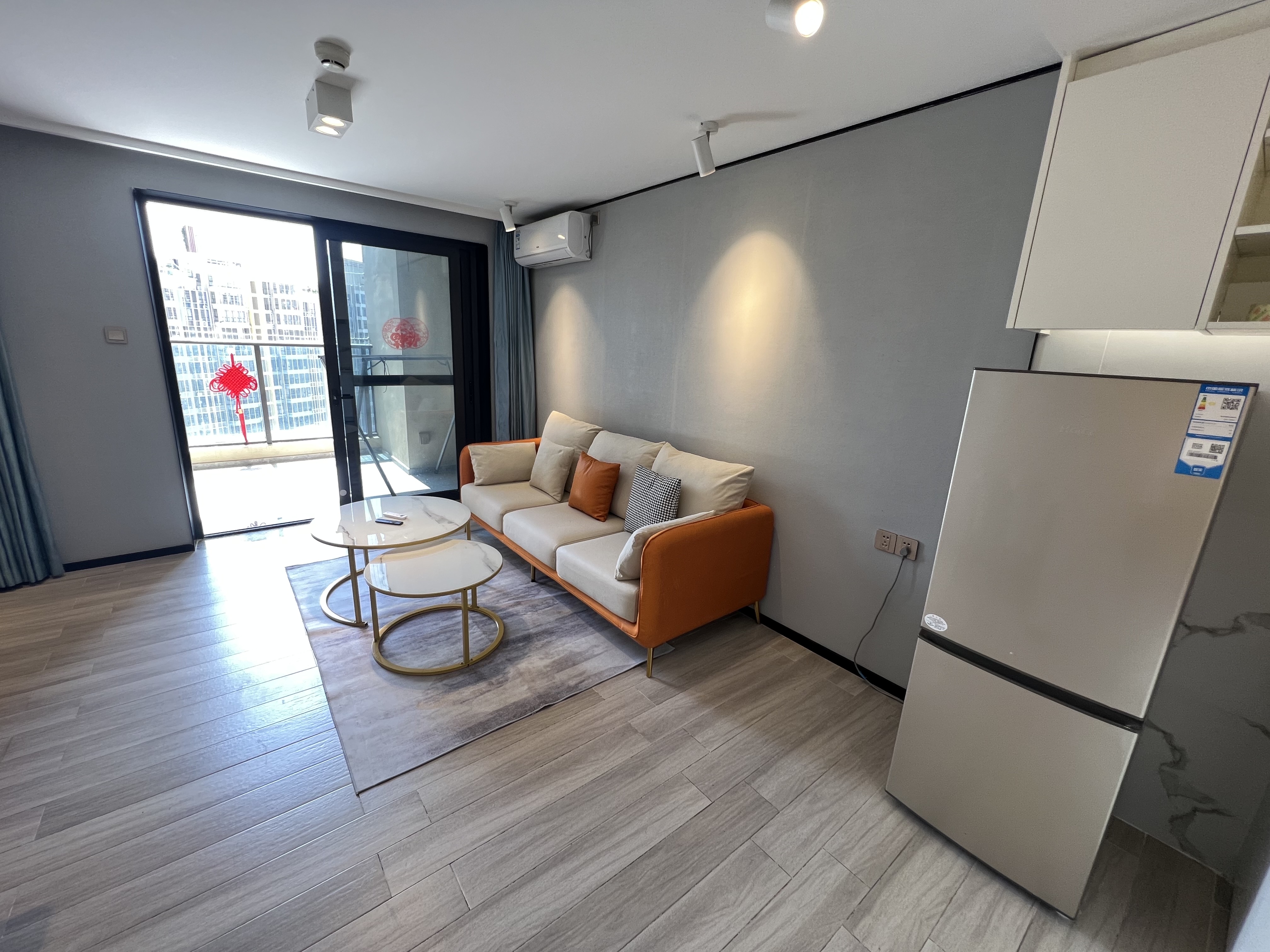 融创海口一号 1室1厅2卫 98.0万 融创海口一号 1室1厅2卫 98.0万客厅