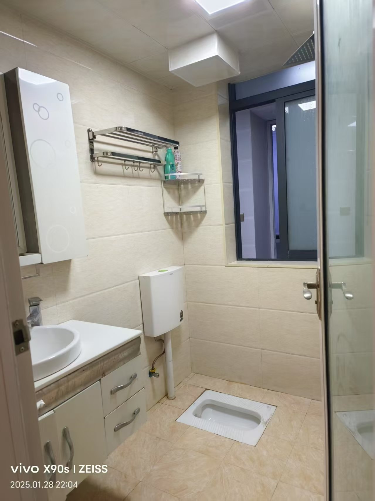 盛世金源  3室2厅2卫    2600.0元/月 盛世金源  3室2厅2卫    2600.0元/月室内图