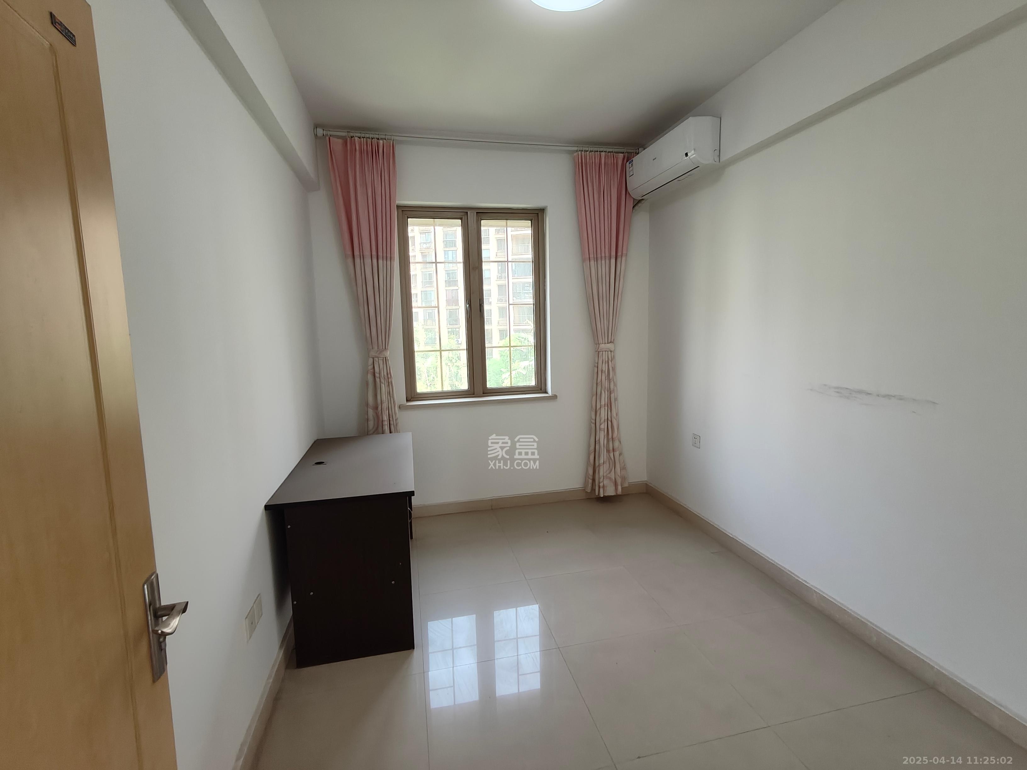 长沙玫瑰园 4室2厅1卫 2800.0元/月 长沙玫瑰园 4室2厅1卫 2800.0元/月室内图