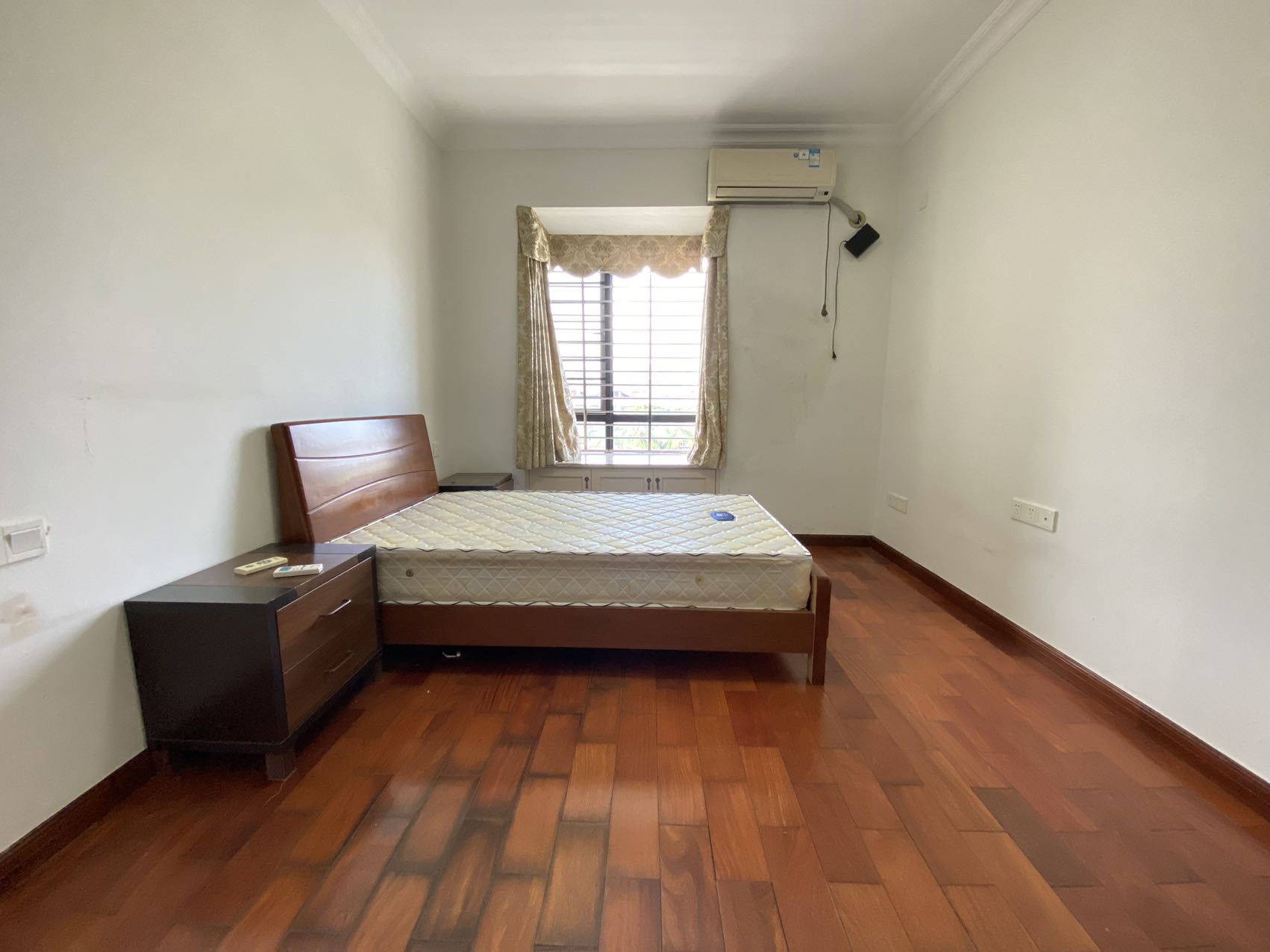 盛泰花园 1室1厅1卫 95.0万 盛泰花园 1室1厅1卫 95.0万室内图