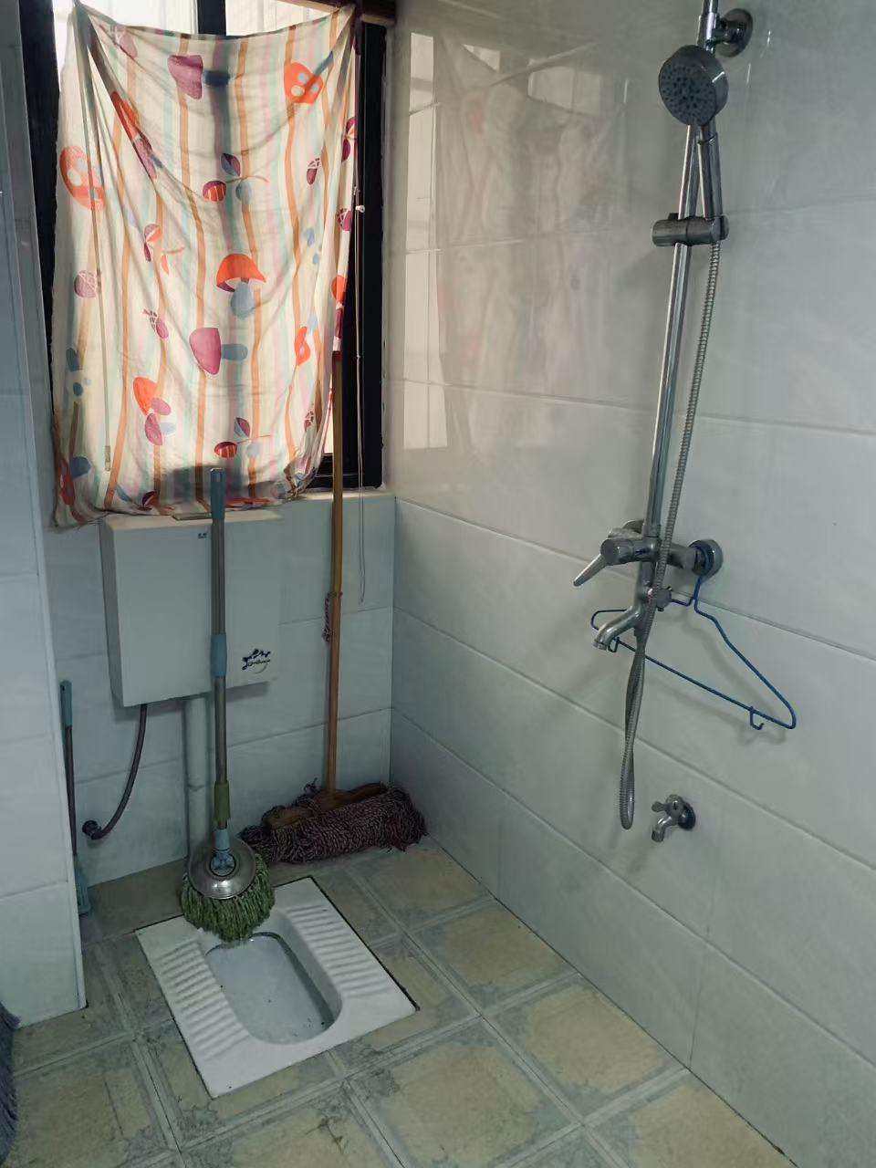 中元湘江翰林  2室2厅1卫    1400.0元/月 中元湘江翰林  2室2厅1卫    1400.0元/月室内图