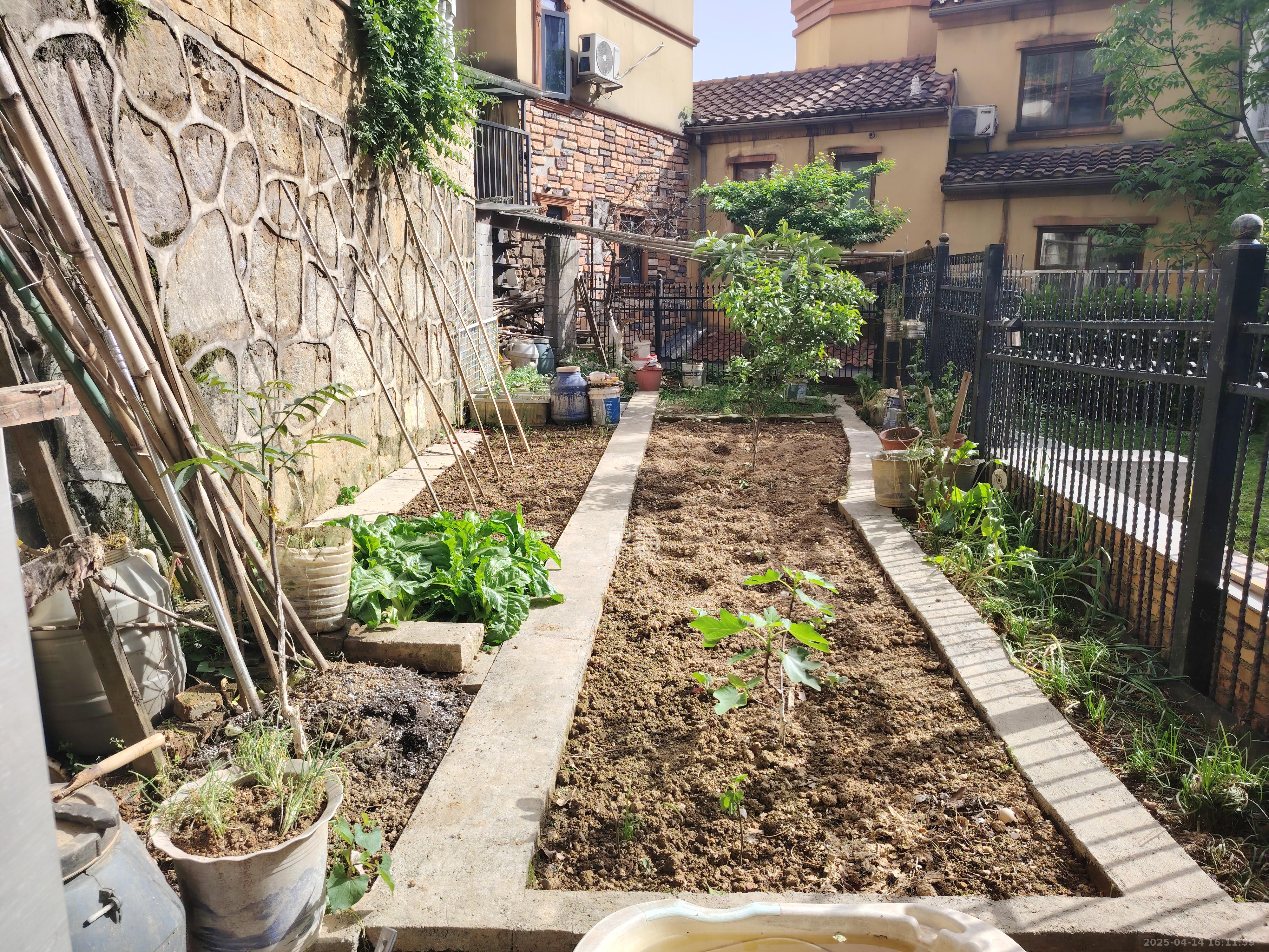 山语城一期 6室2厅3卫 10000.0元/月 山语城一期 6室2厅3卫 10000.0元/月室内图