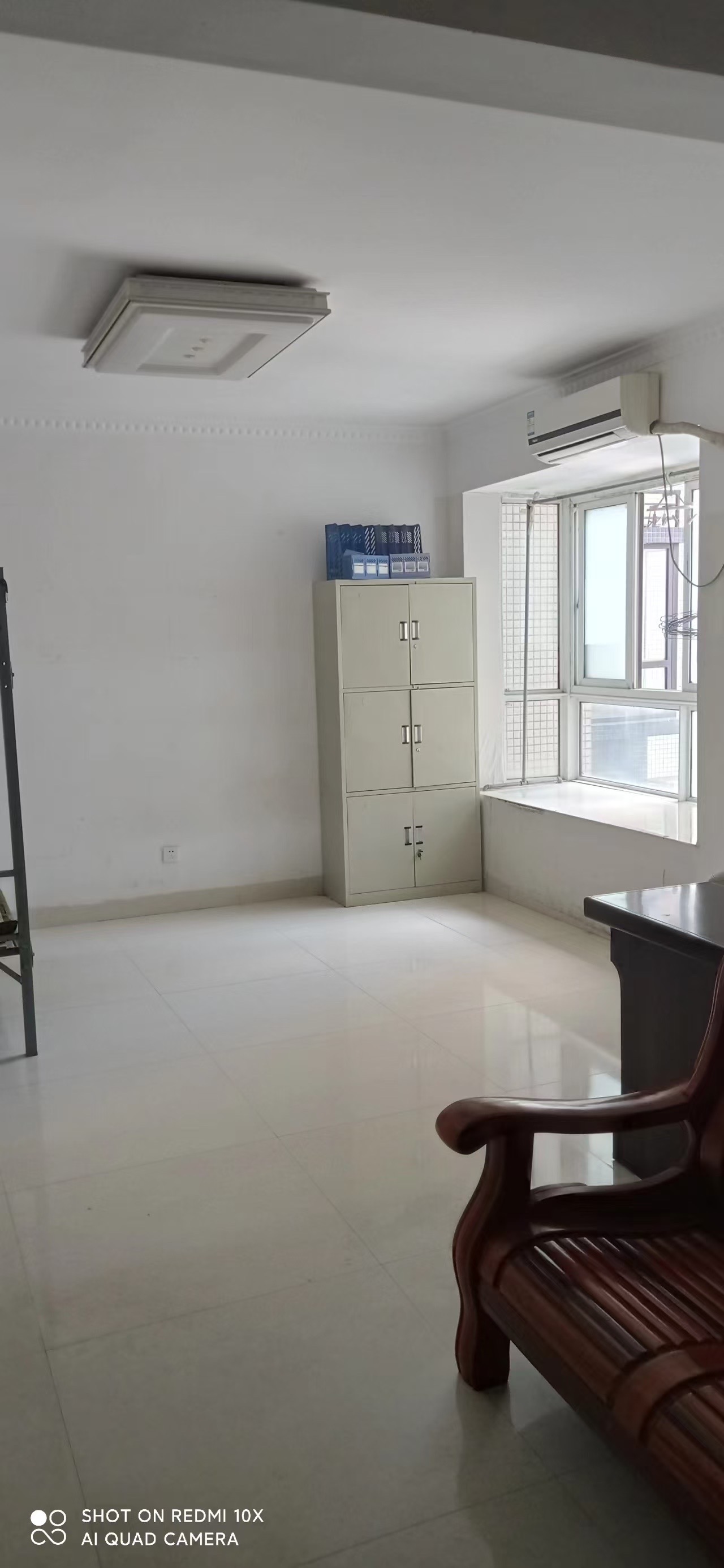 民俗文化广场 2室2厅1卫 1200.00元/月 民俗文化广场 2室2厅1卫 1200.00元/月室内图