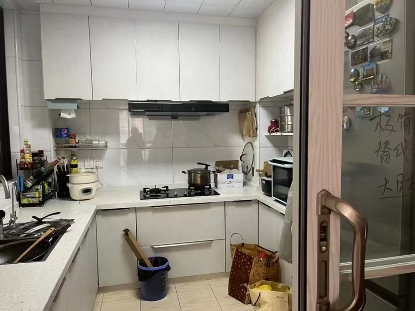 东城国际  2室1厅1卫    1700.0元/月 东城国际  2室1厅1卫    1700.0元/月室内图