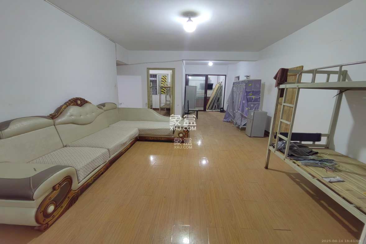 佳美星城 3室2厅1卫 1500.00元/月 佳美星城 3室2厅1卫 1500.00元/月室内图